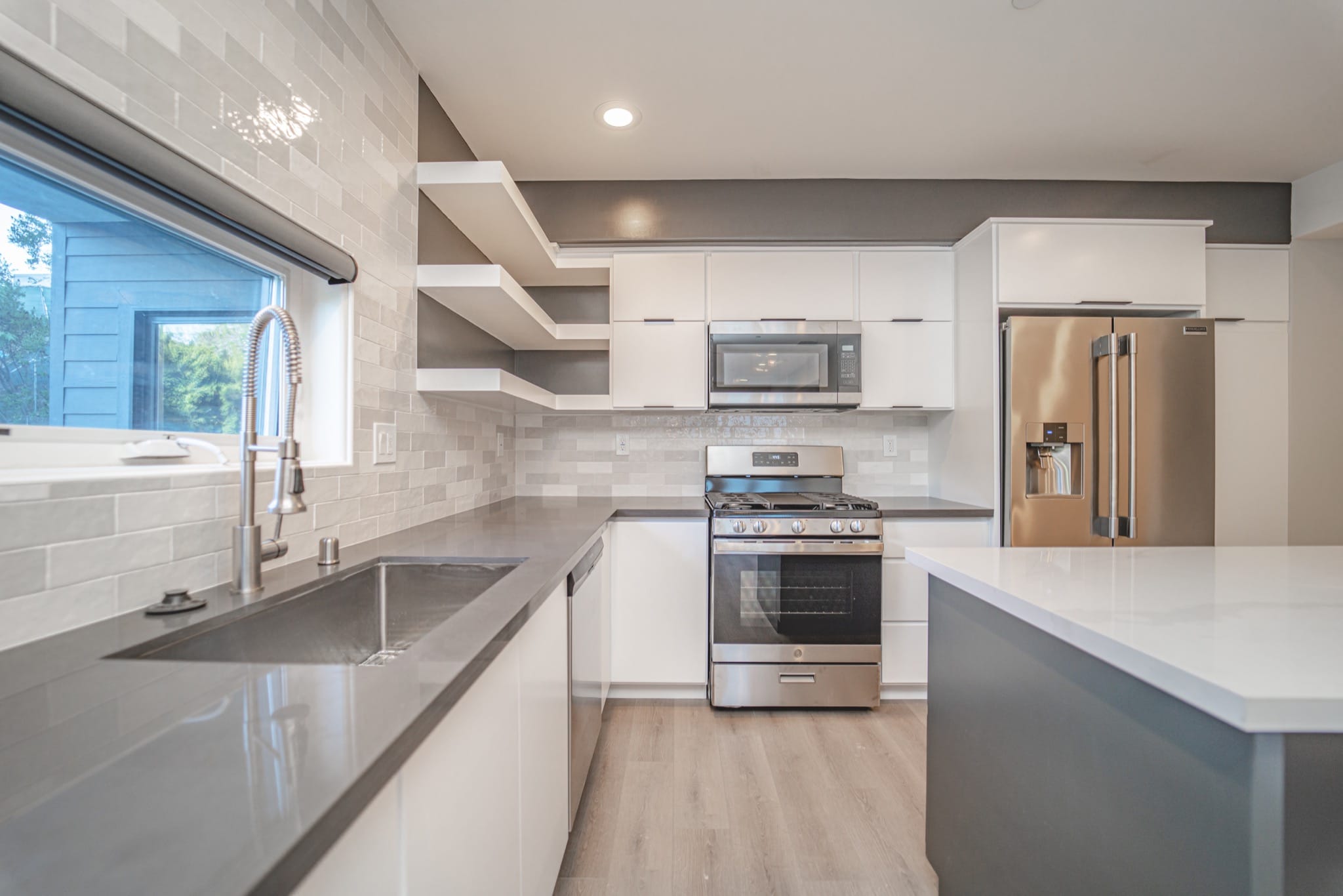 2117 Holly Drive, Los Angeles, California 90068