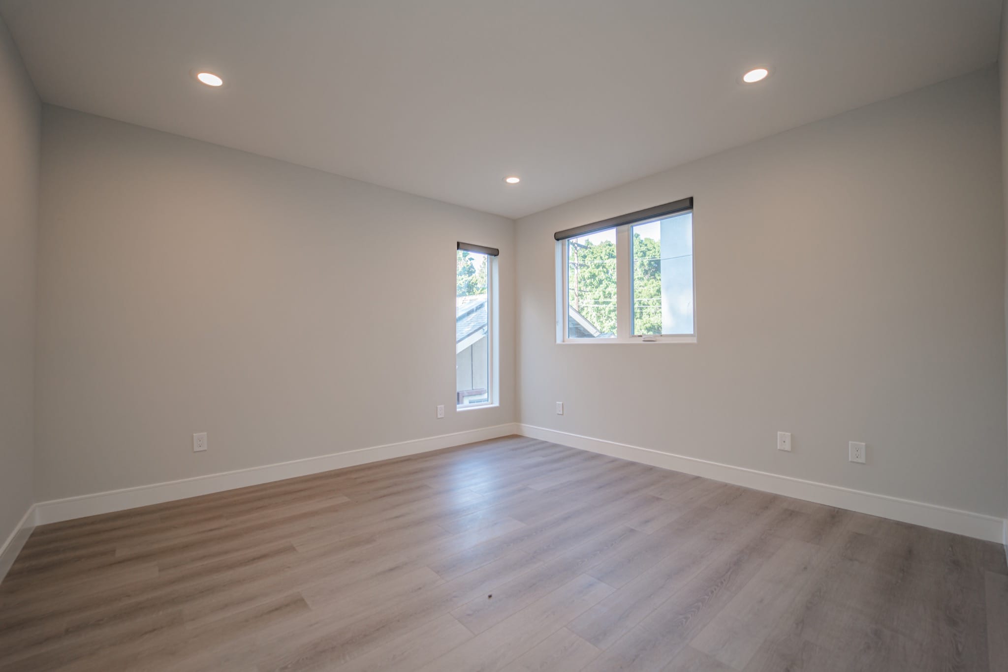 2117 Holly Drive, Los Angeles, California 90068
