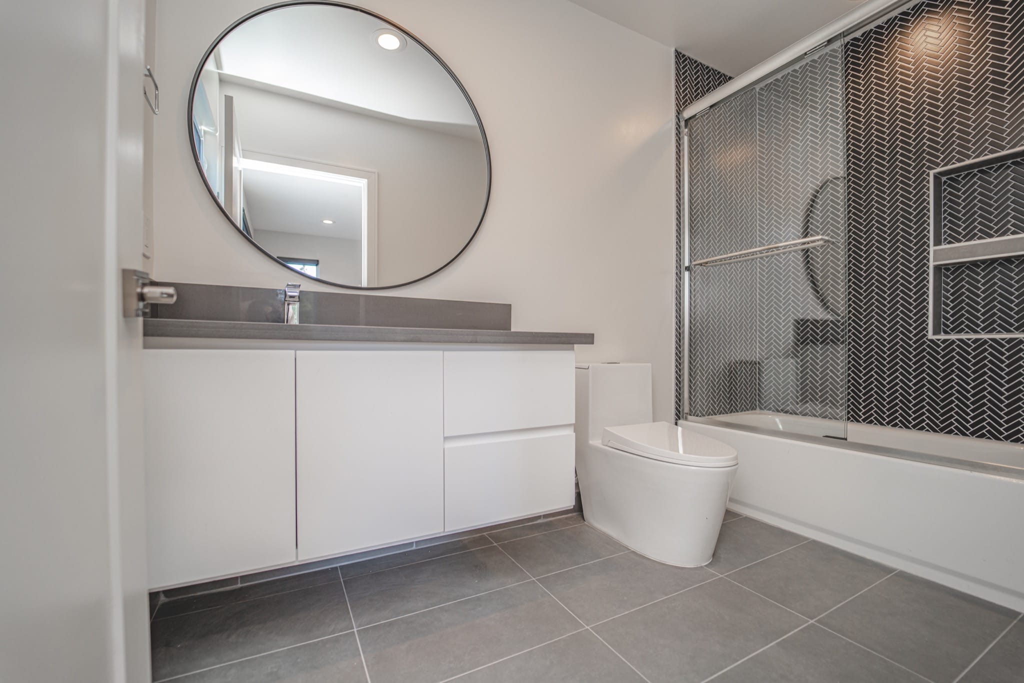 2117 Holly Drive, Los Angeles, California 90068