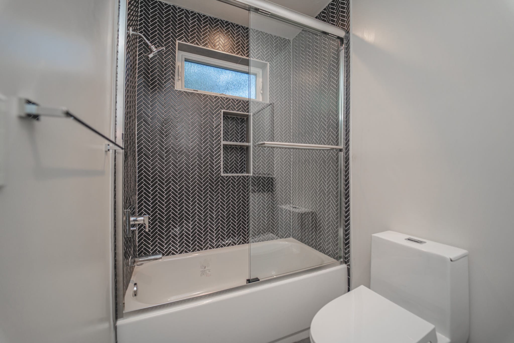 2117 Holly Drive, Los Angeles, California 90068