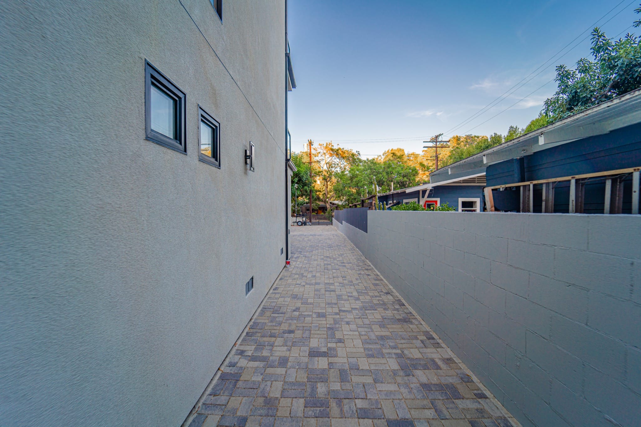2117 Holly Drive, Los Angeles, California 90068