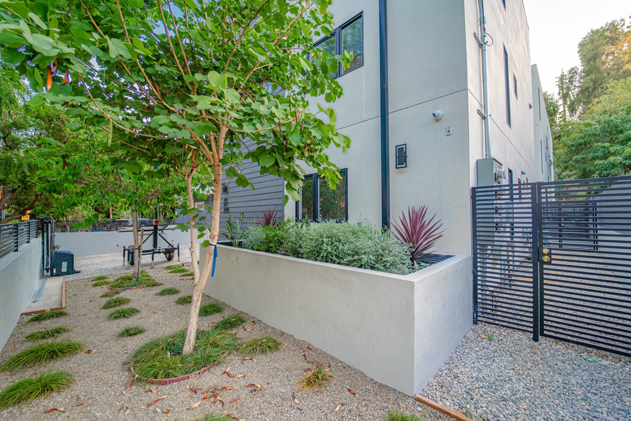 2117 Holly Drive, Los Angeles, California 90068