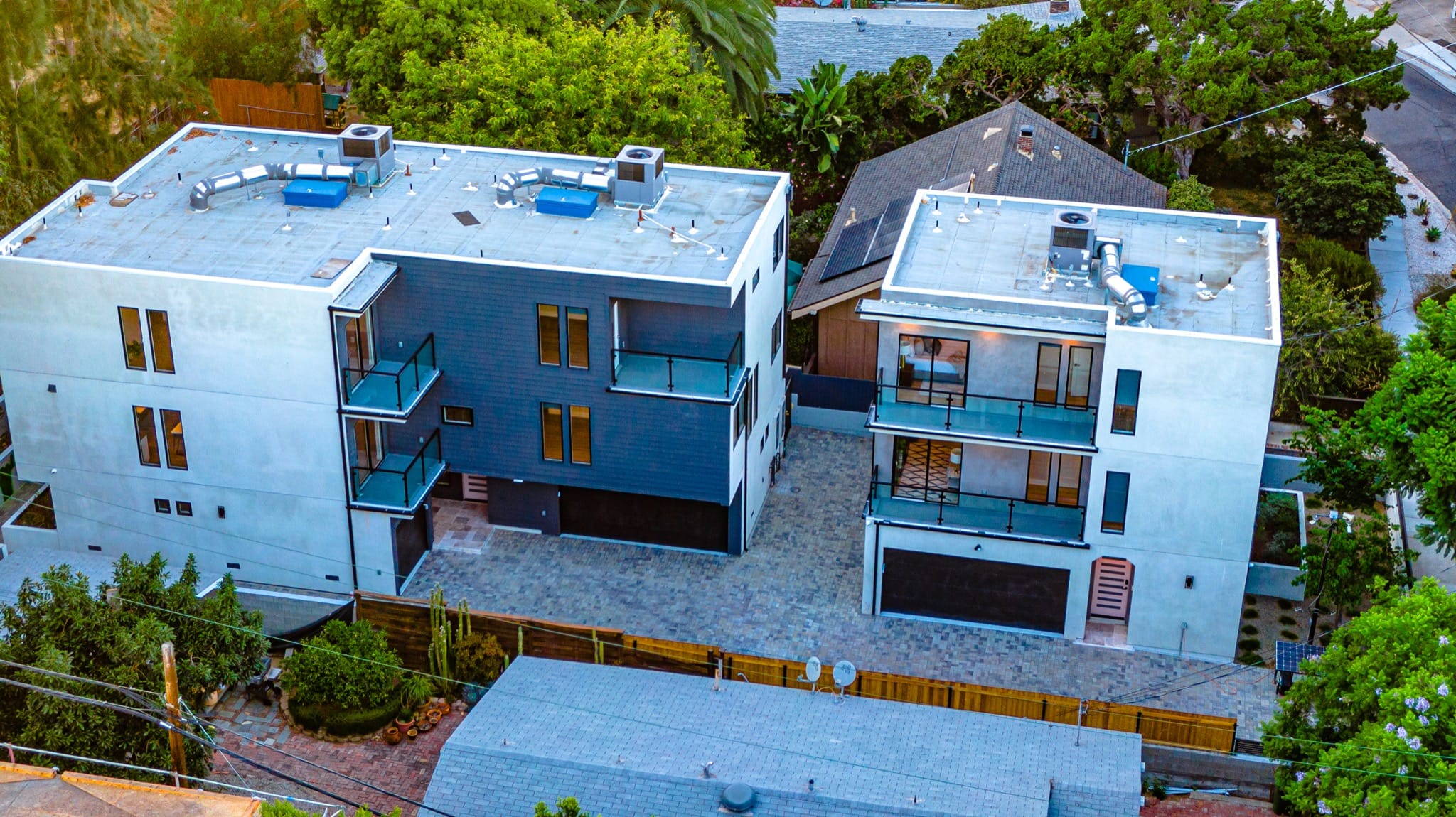2117 Holly Drive, Los Angeles, California 90068