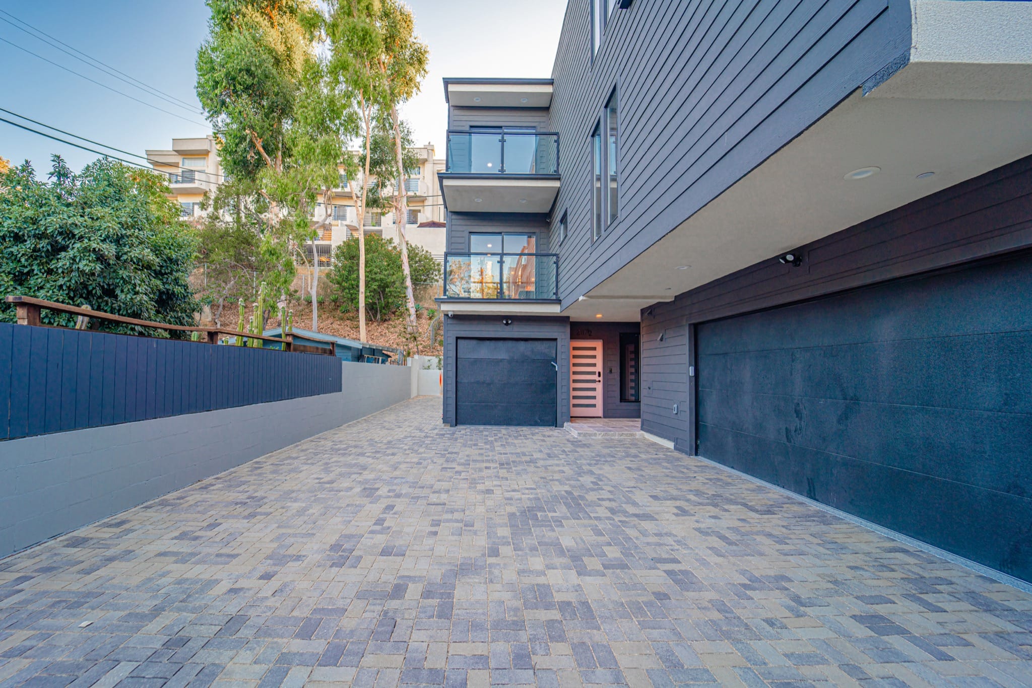 2117 Holly Drive, Los Angeles, California 90068