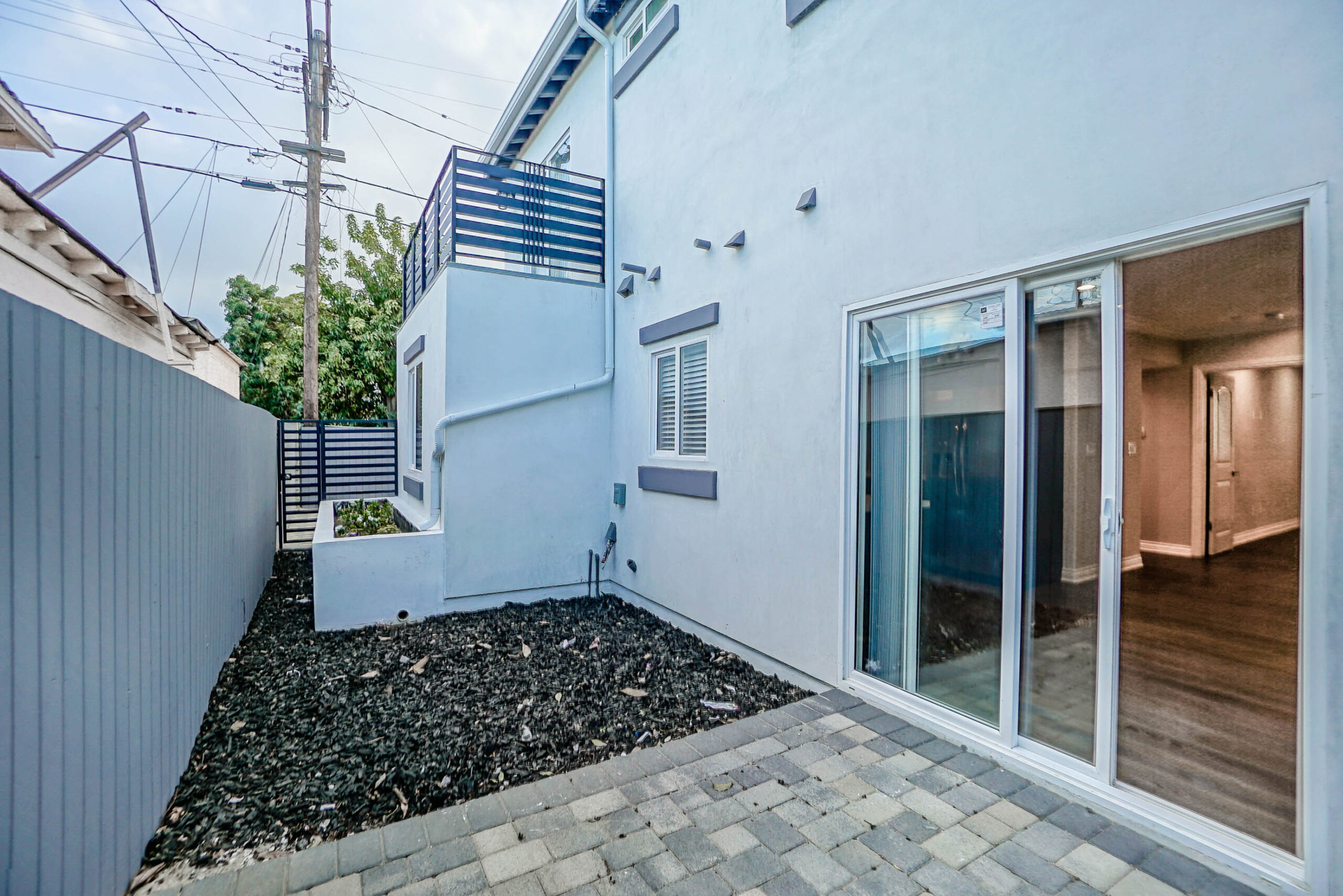1118/1118 W 39th Pl, Los Angeles, CA 90037