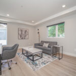 2115 Holly Dr, Los Angeles, CA 90068