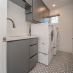 2115 Holly Dr, Los Angeles, CA 90068