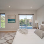 2115 Holly Dr, Los Angeles, CA 90068