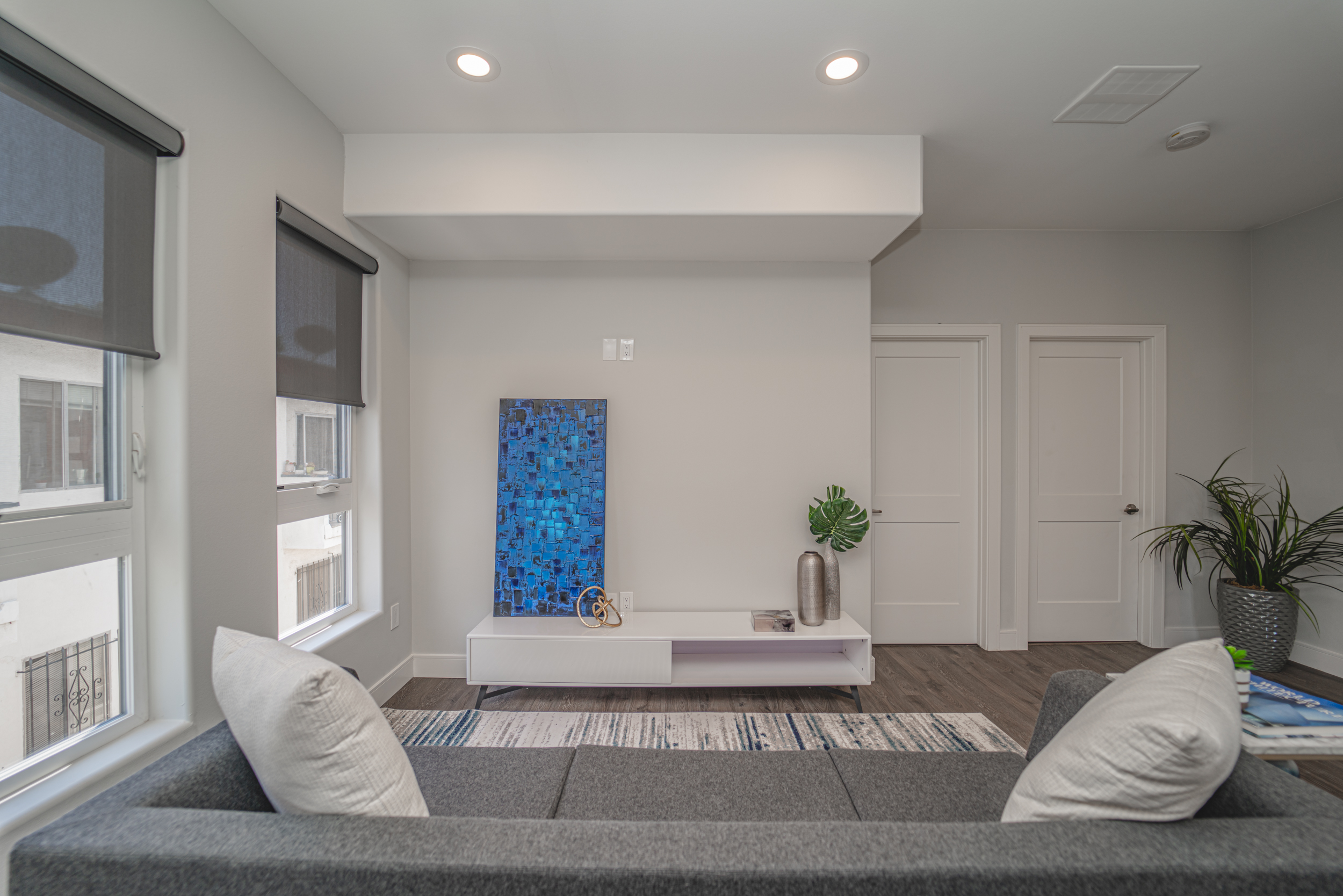 4526 Saint Charles Place, Los Angeles, CA 90019
