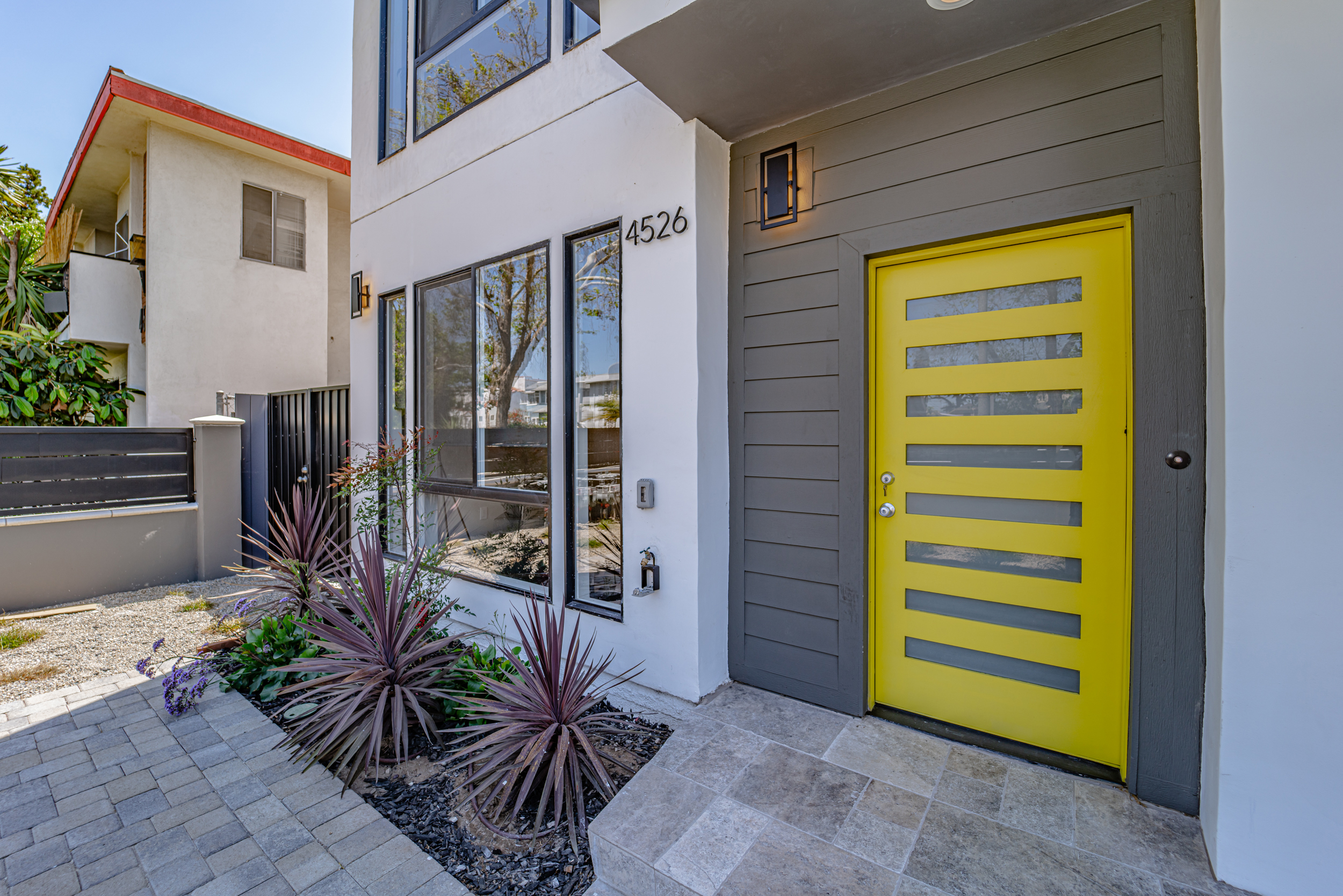 4526 Saint Charles Place, Los Angeles, CA 90019