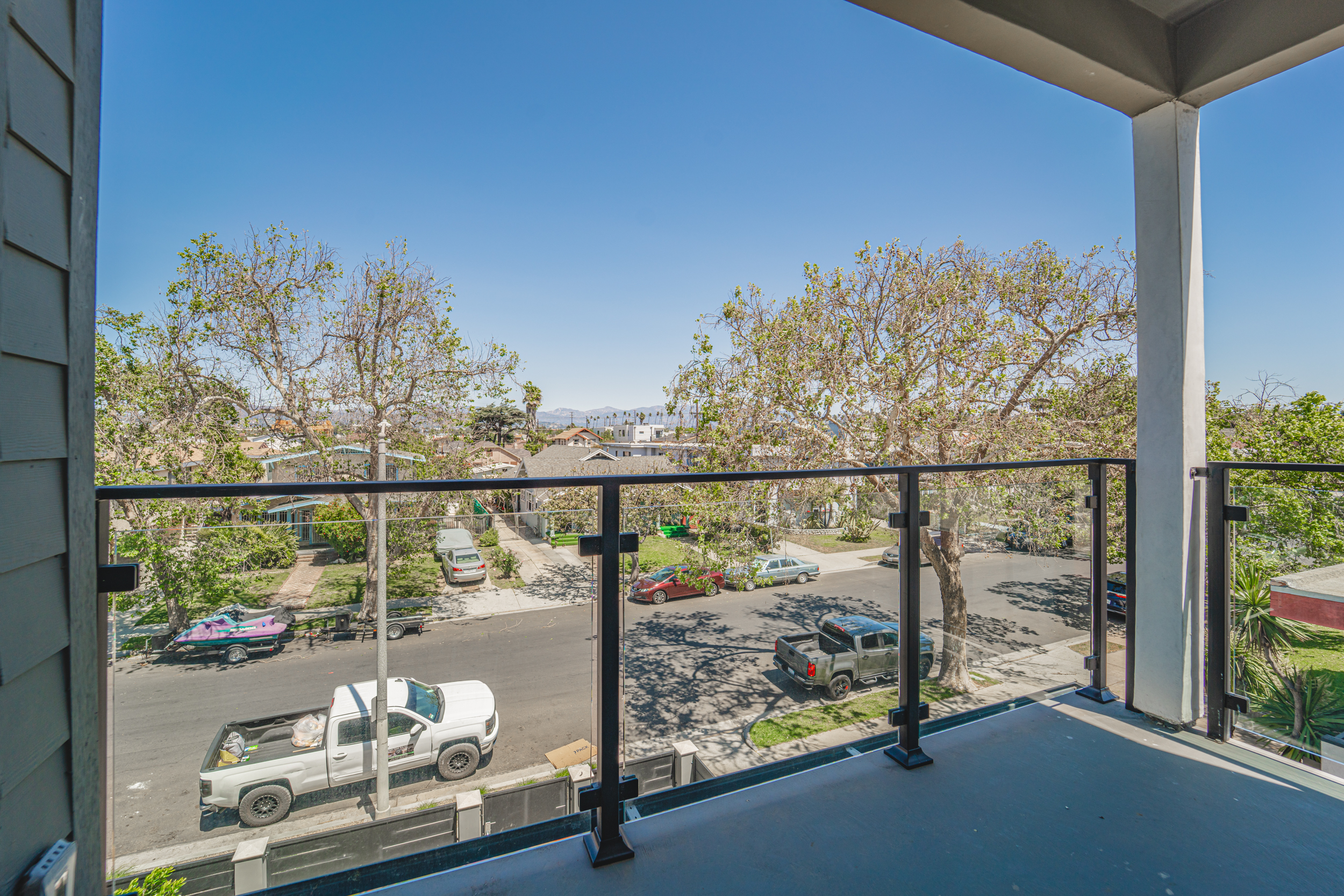 4526 Saint Charles Place, Los Angeles, CA 90019