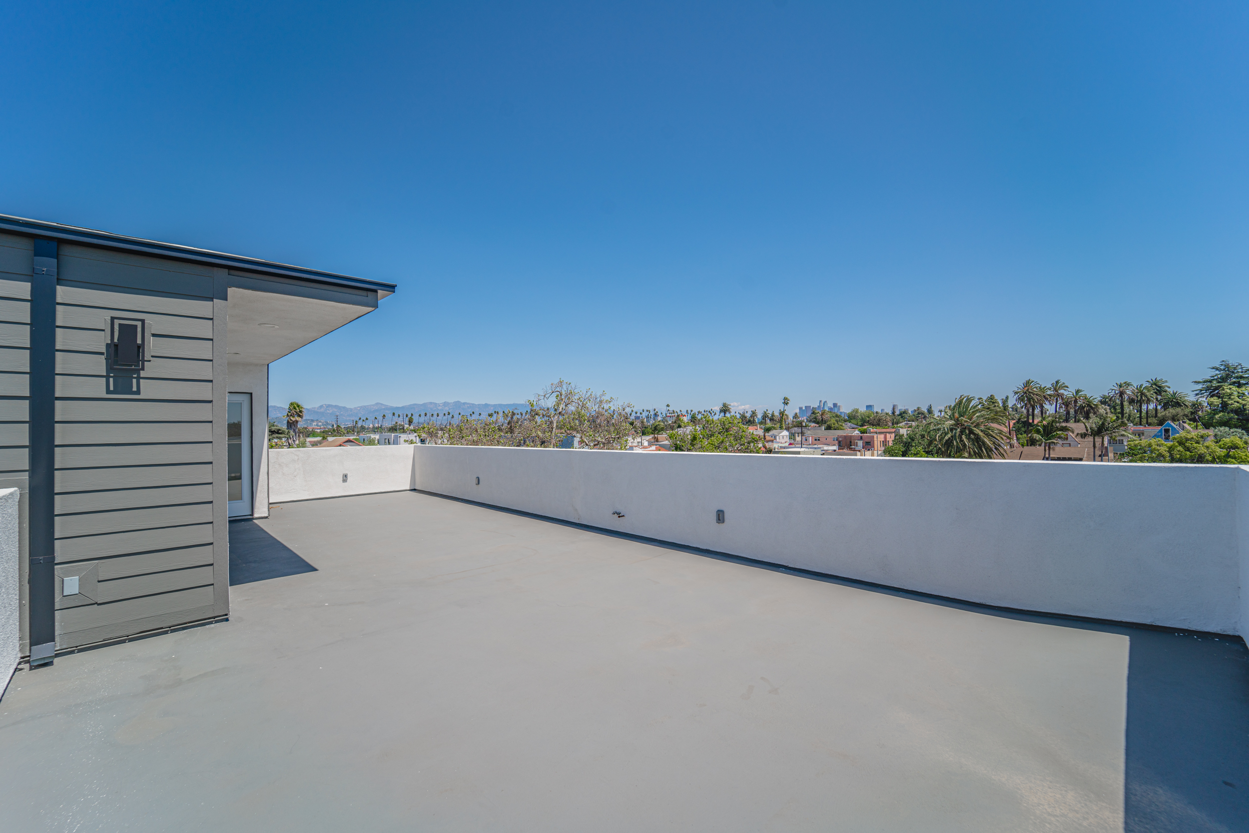 4526 Saint Charles Place, Los Angeles, CA 90019