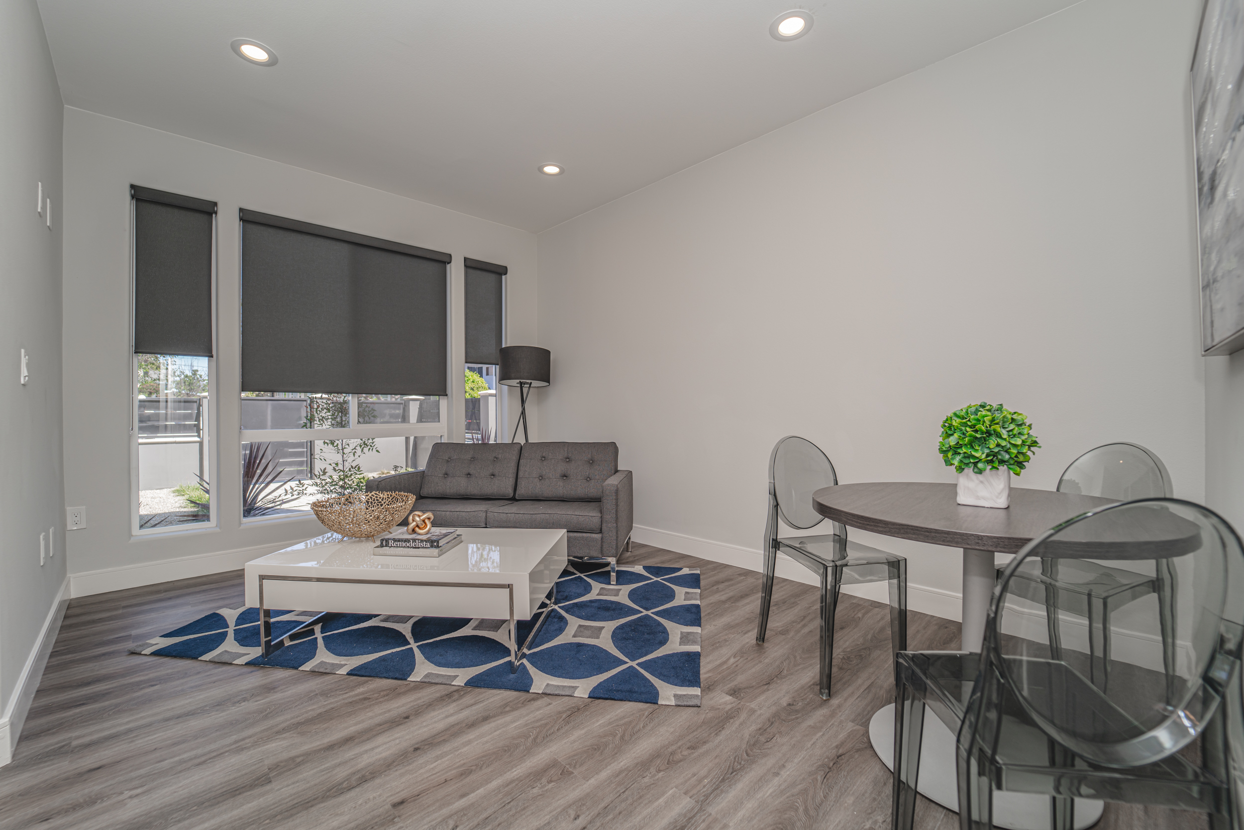 4526 Saint Charles Place, Los Angeles, CA 90019