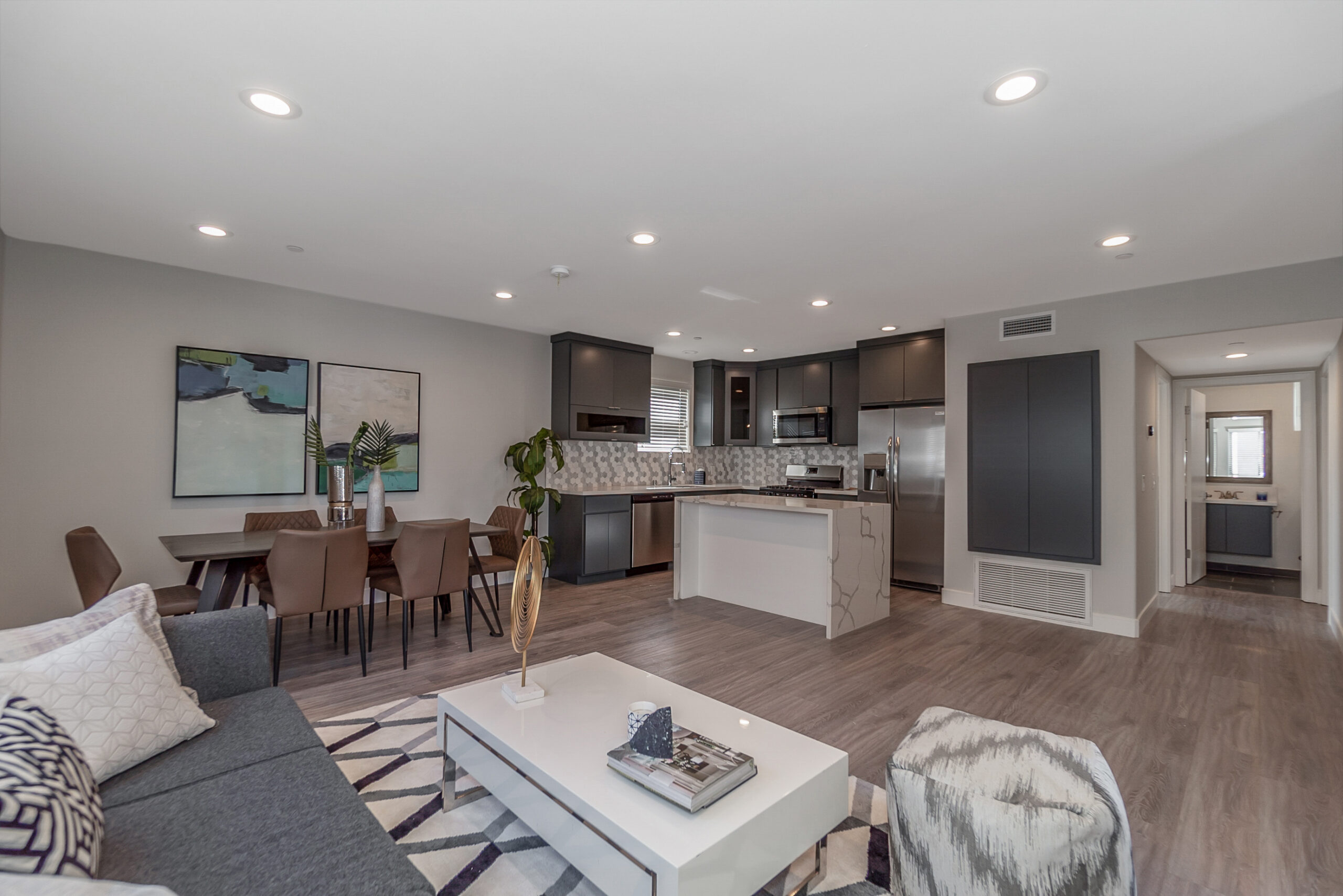 4632 Saint Elmo Dr, Los Angeles, CA 90019