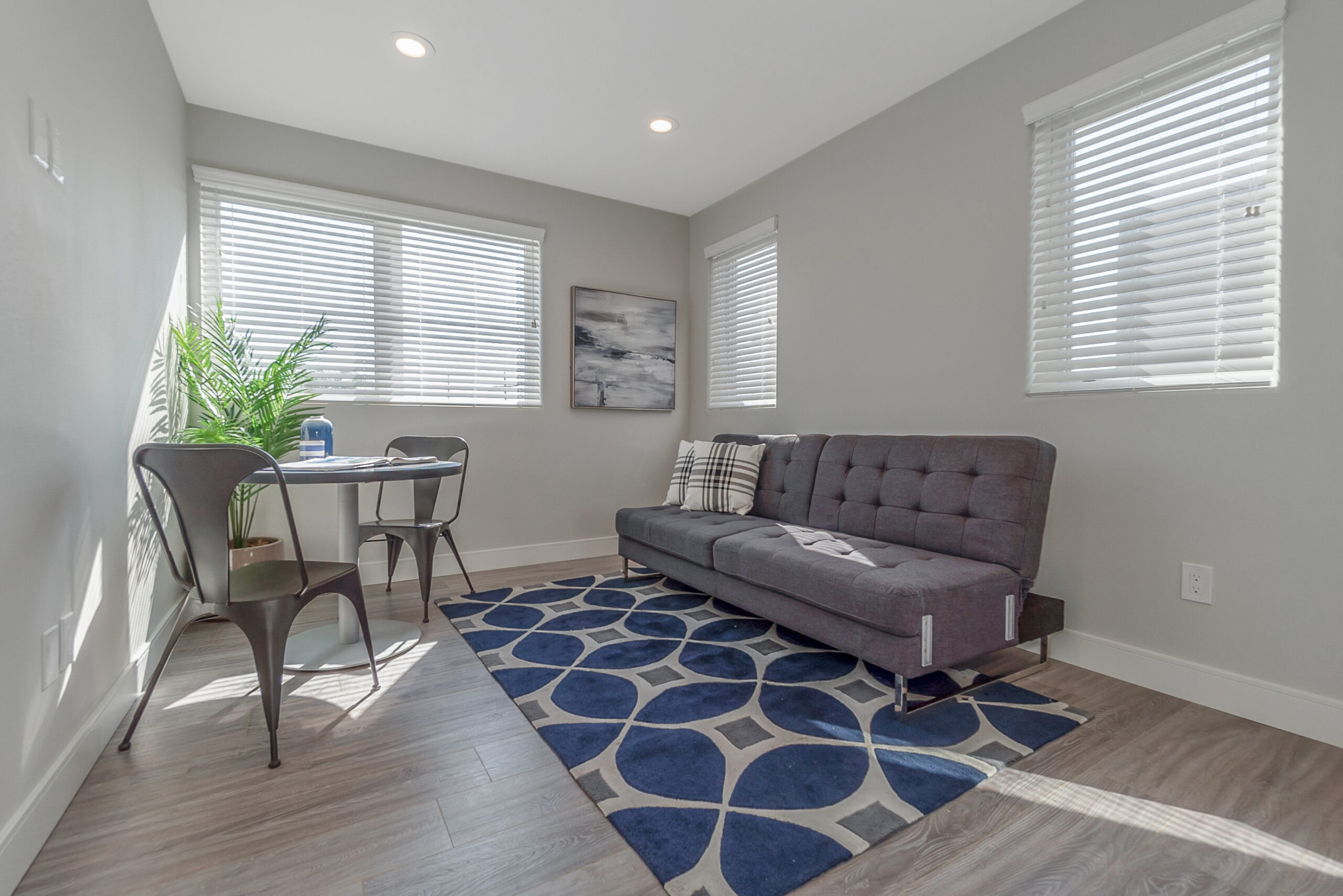 4632 Saint Elmo Dr, Los Angeles, CA 90019
