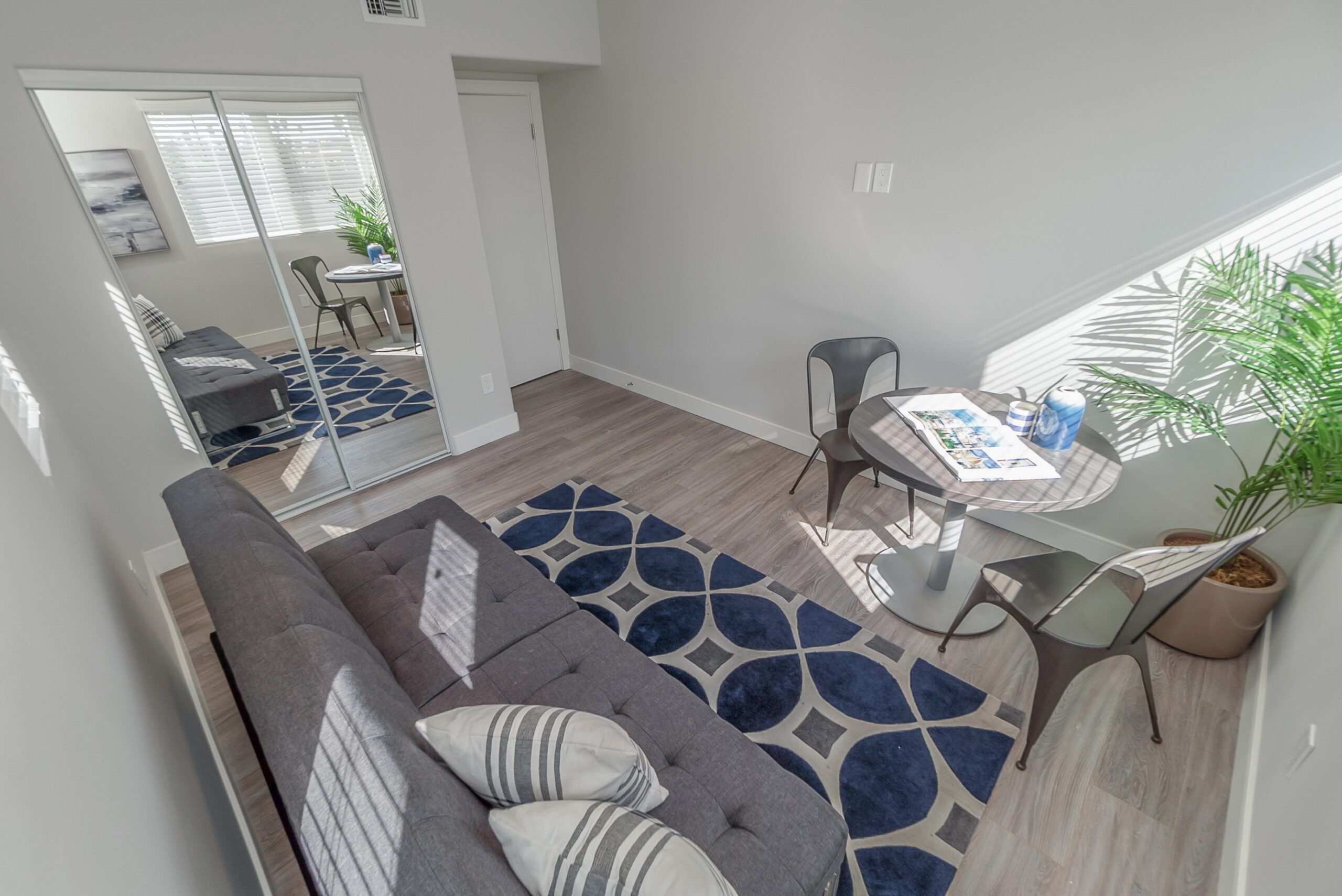 4632 Saint Elmo Dr, Los Angeles, CA 90019