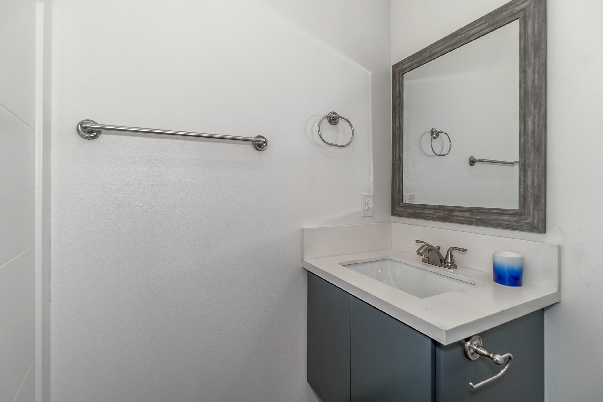 4632 Saint Elmo Dr, Los Angeles, CA 90019