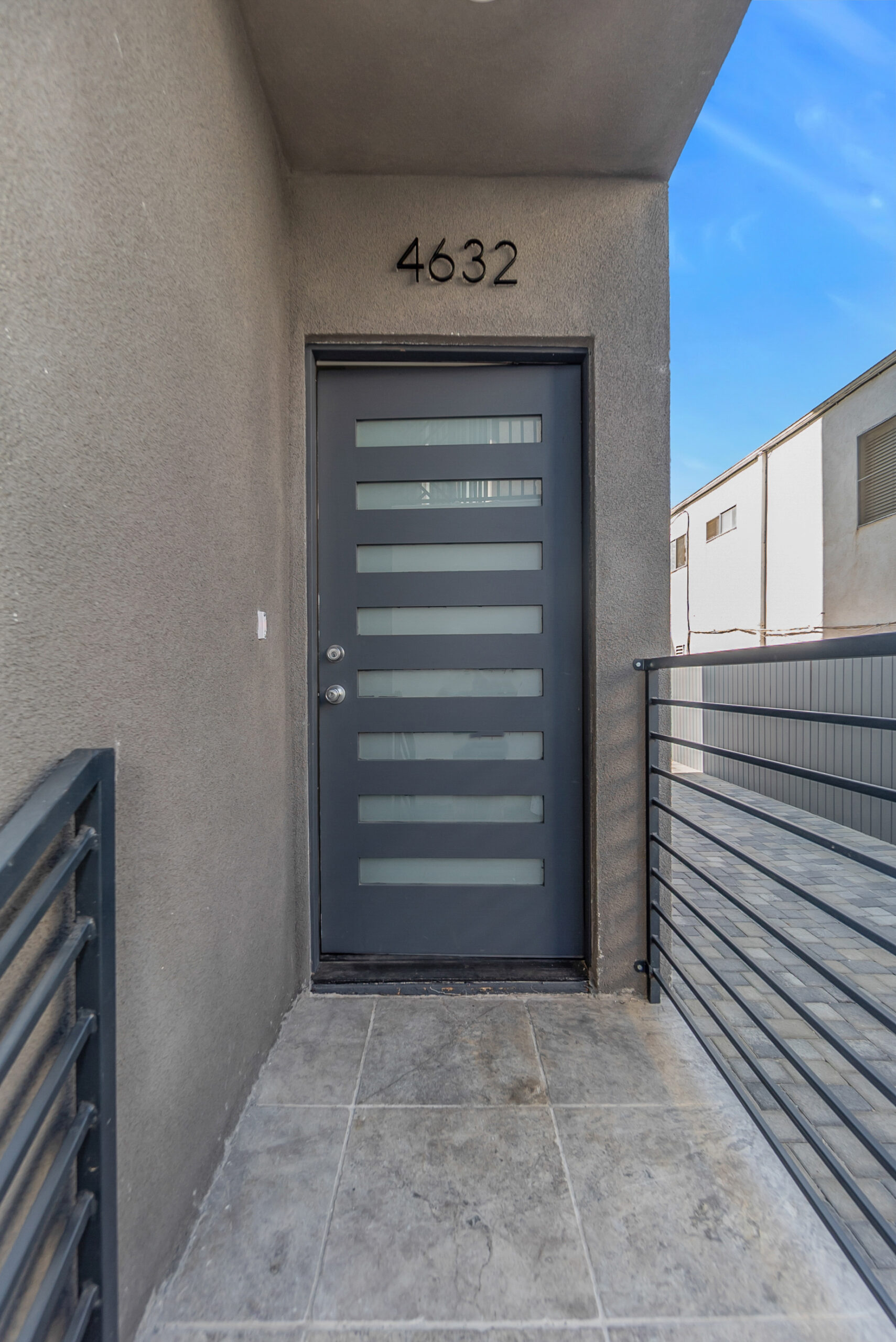 4632 Saint Elmo Dr, Los Angeles, CA 90019