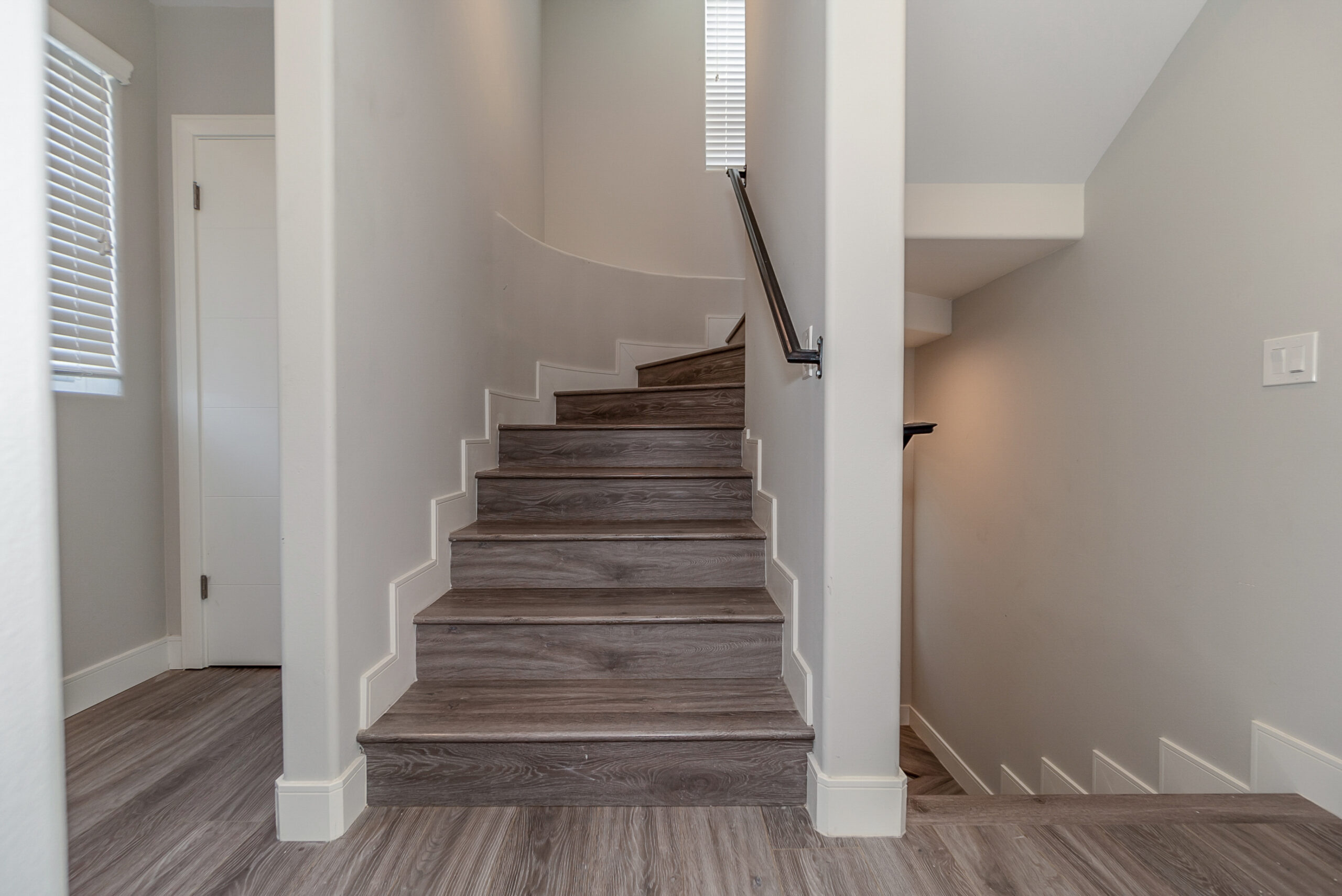 4632 Saint Elmo Dr, Los Angeles, CA 90019