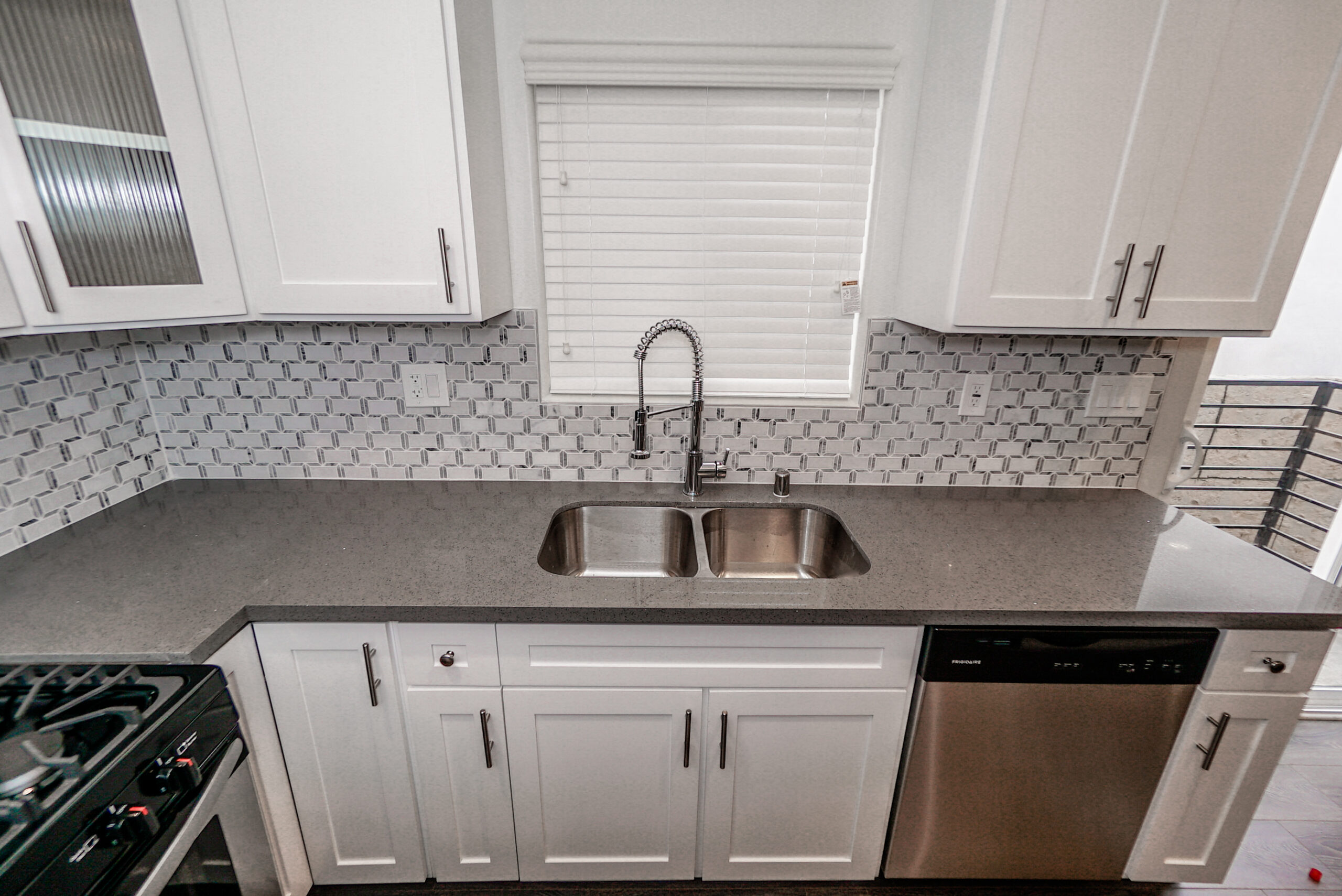 1/2/7205 S La Cienaga Blvd, Los Angeles, CA 90045
