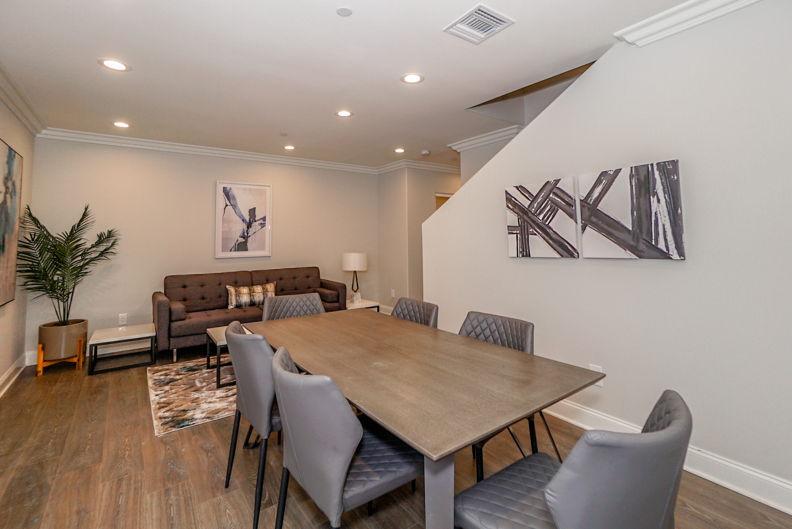 1/2/7205 S La Cienaga Blvd, Los Angeles, CA 90045
