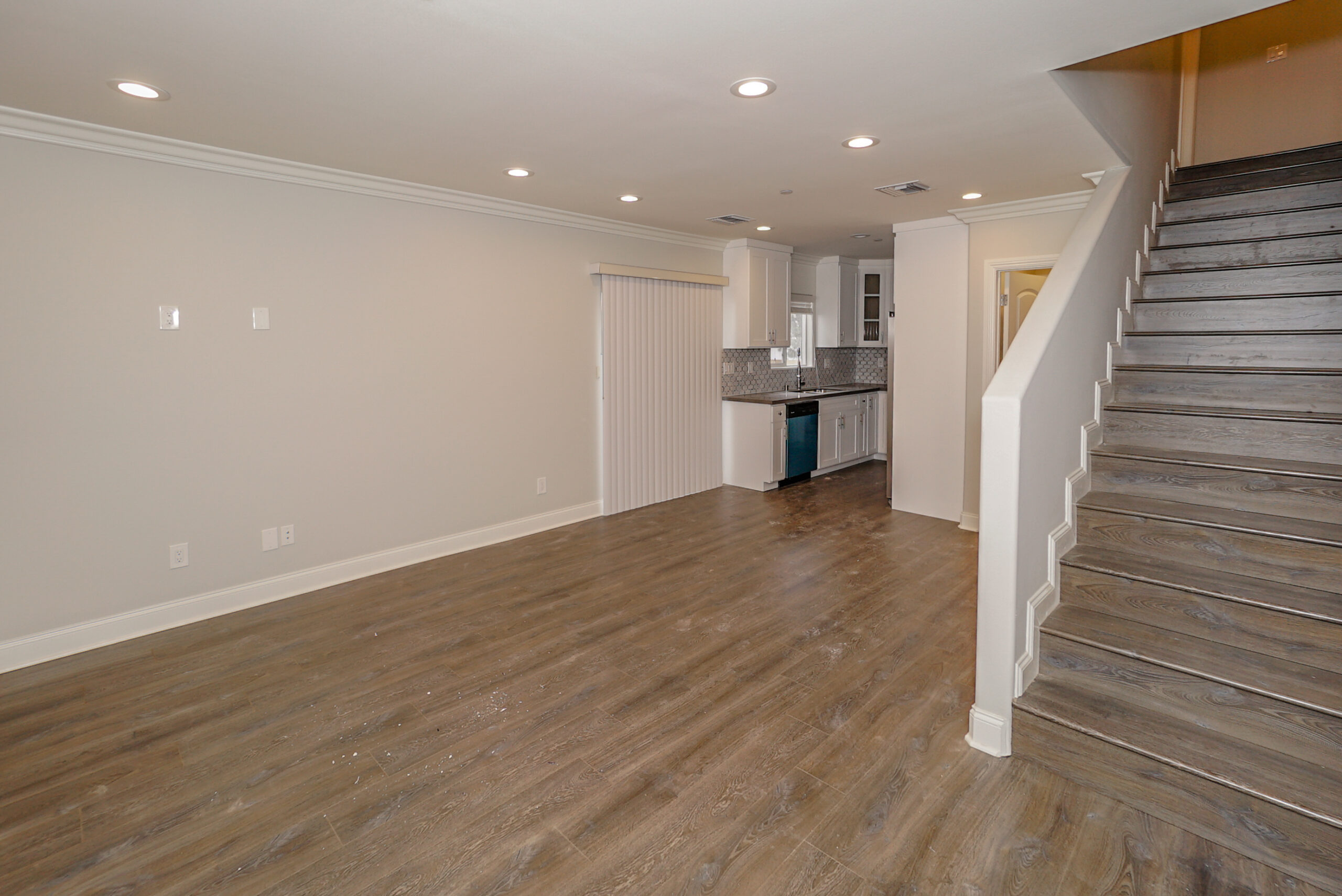1/2/7205 S La Cienaga Blvd, Los Angeles, CA 90045