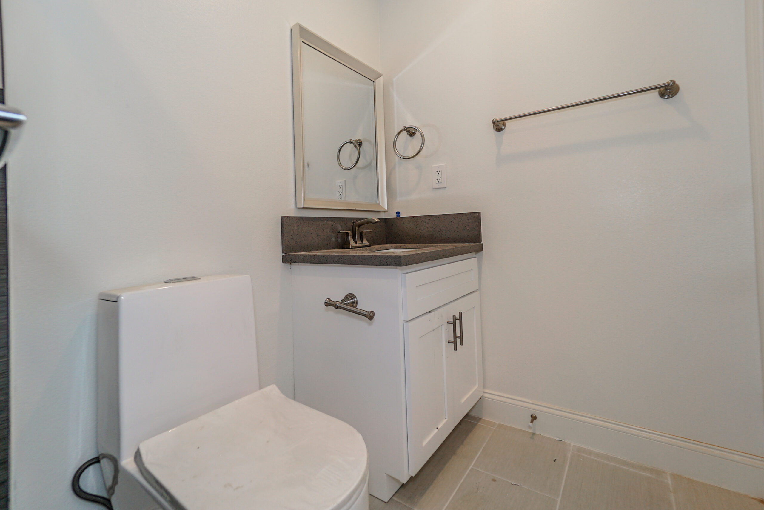 1/2/7205 S La Cienaga Blvd, Los Angeles, CA 90045
