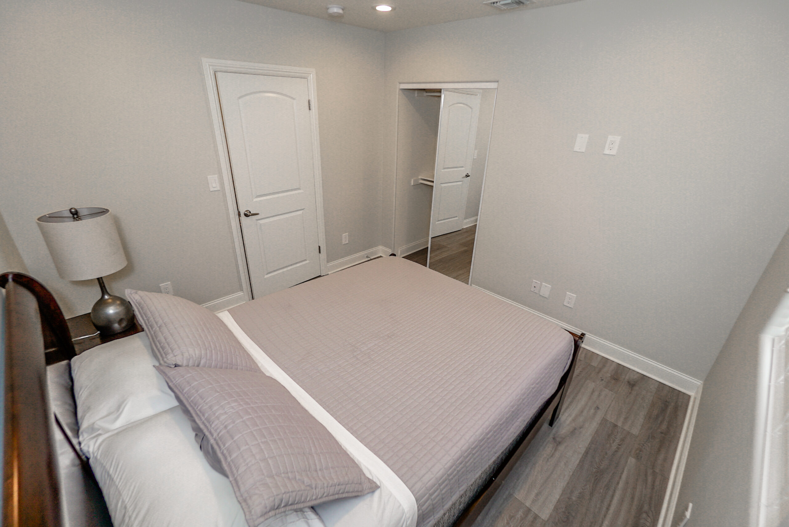 7213 1/2 S La Cienaga Blvd, Los Angeles, CA 90045
