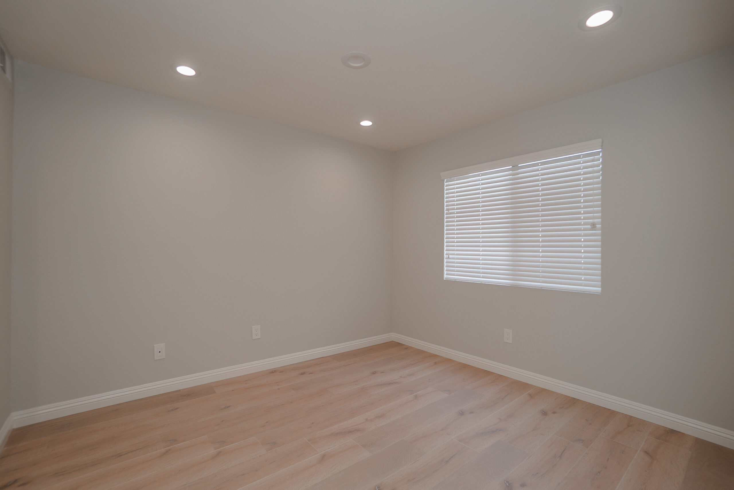 E/3640 Oak Creek Dr, Ontario, CA 91761