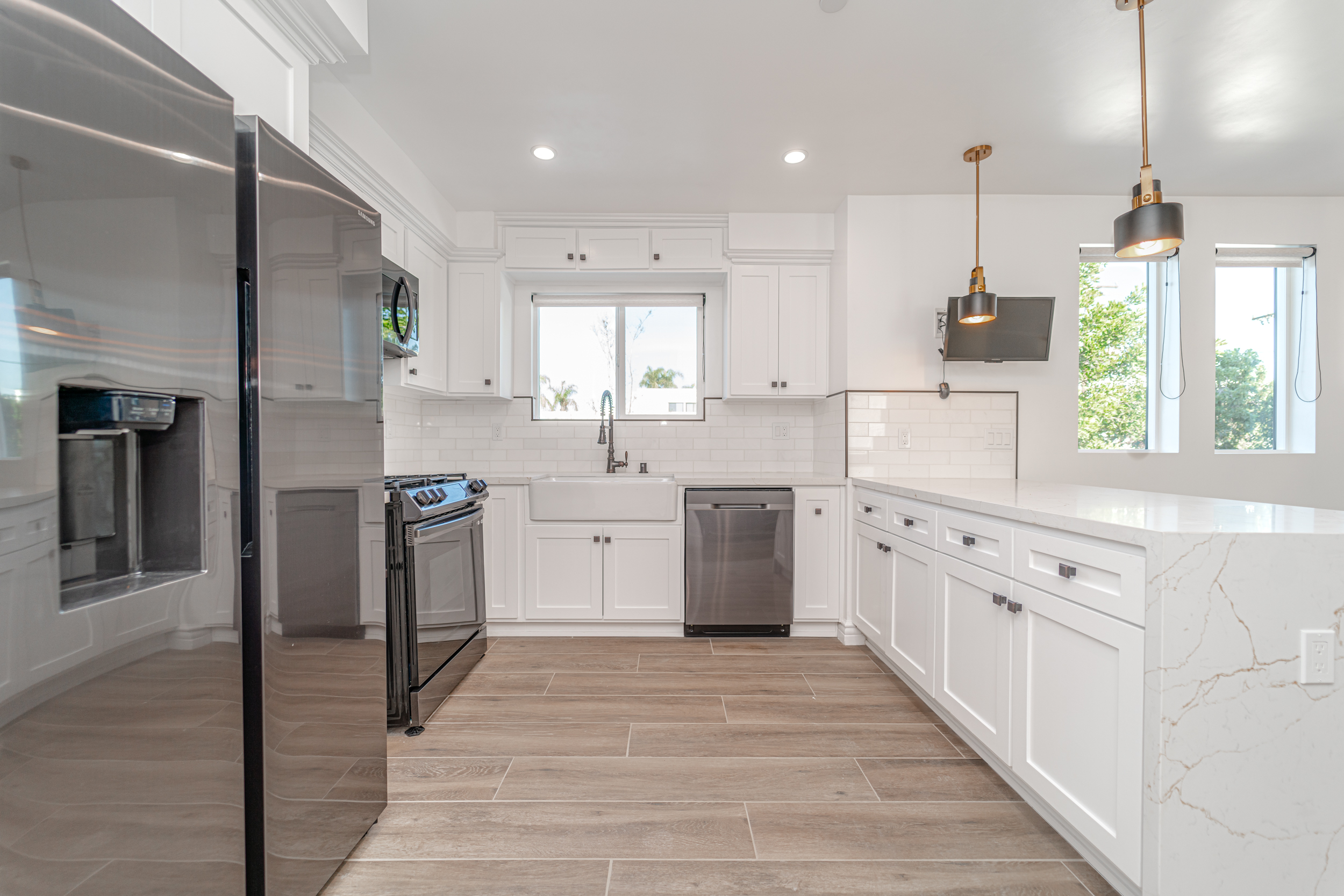 10225/10223 La Reina, Downey, CA 90241