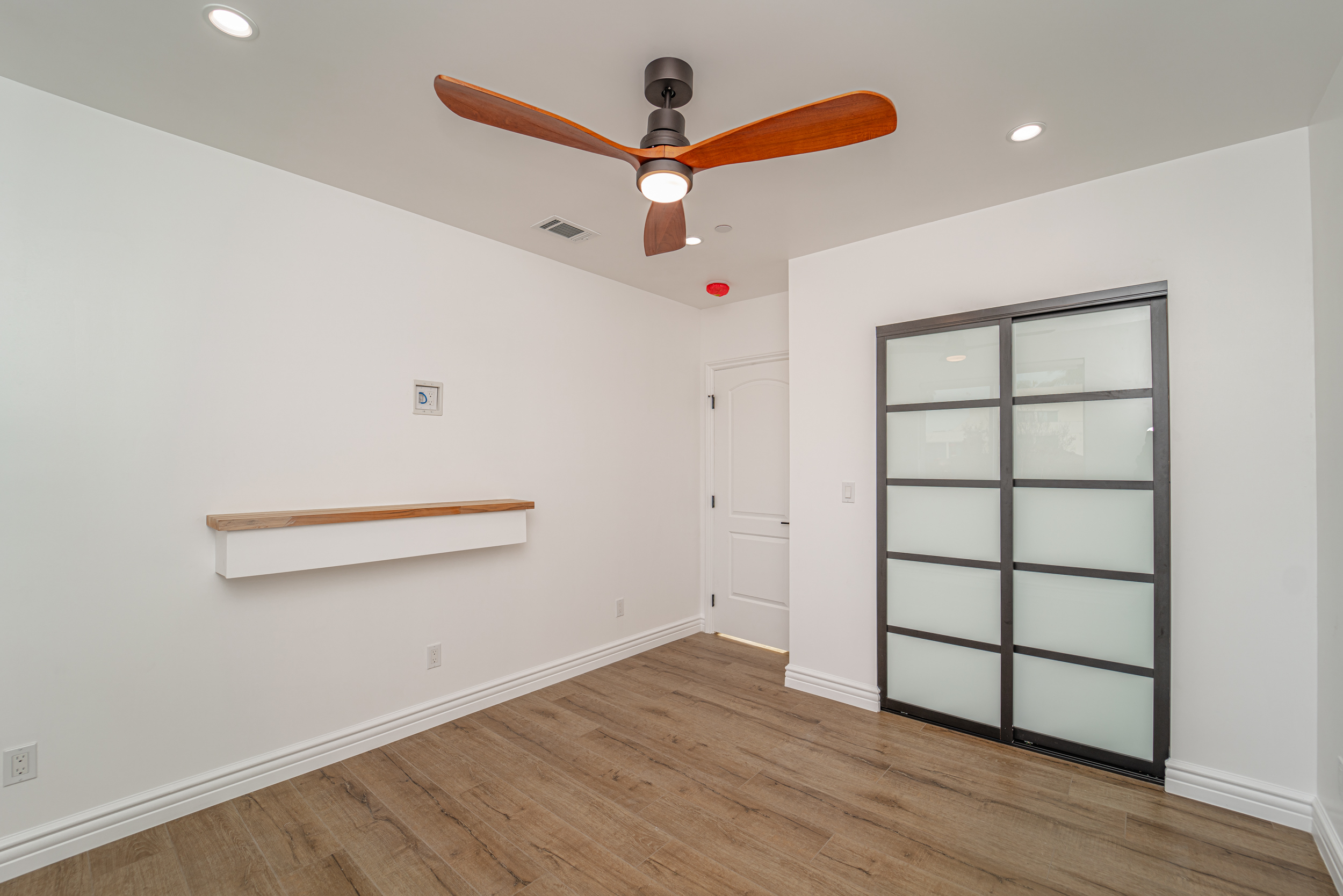 10225/10223 La Reina, Downey, CA 90241