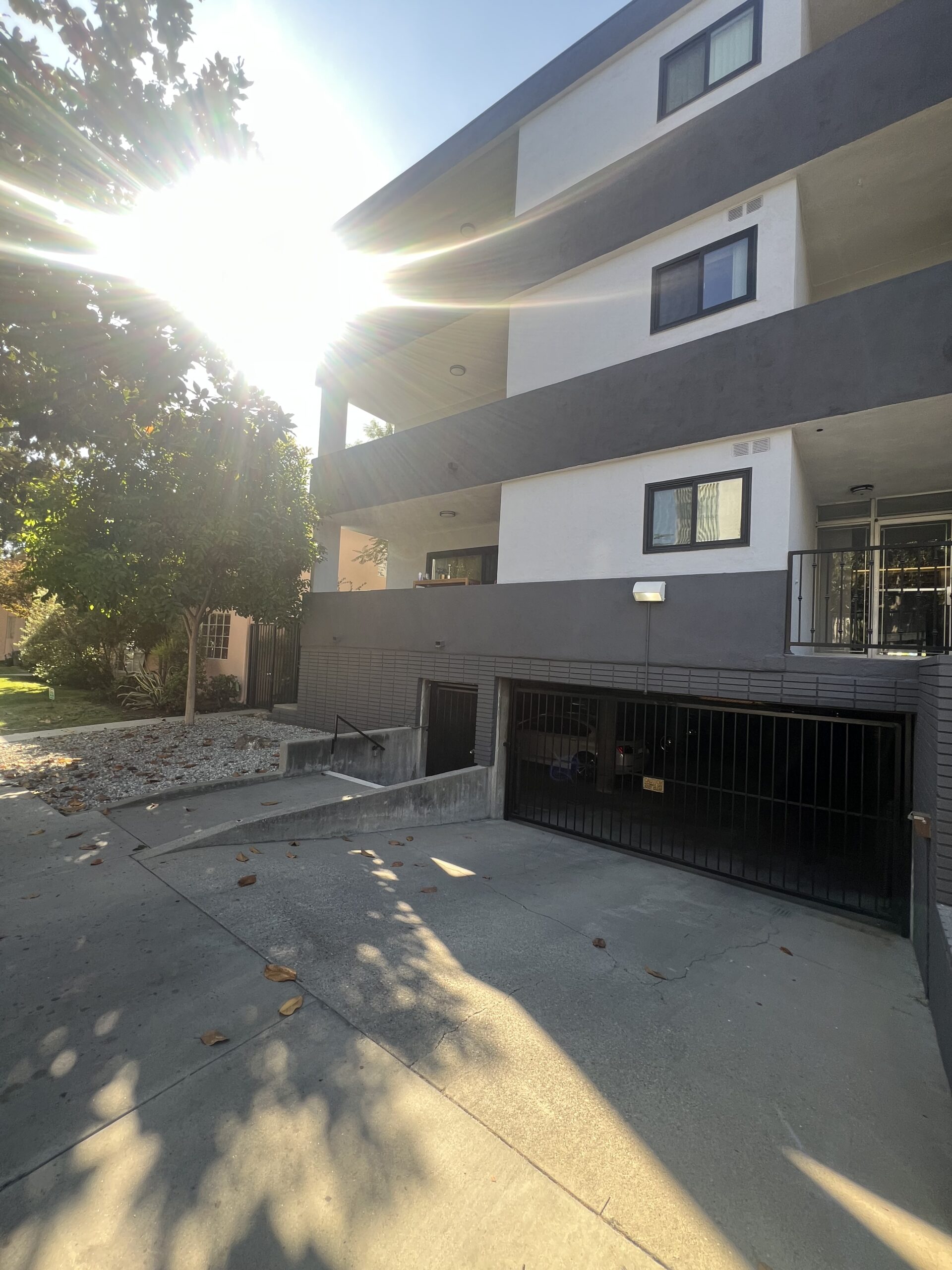 207/281 S Madison, Pasadena, CA 91101