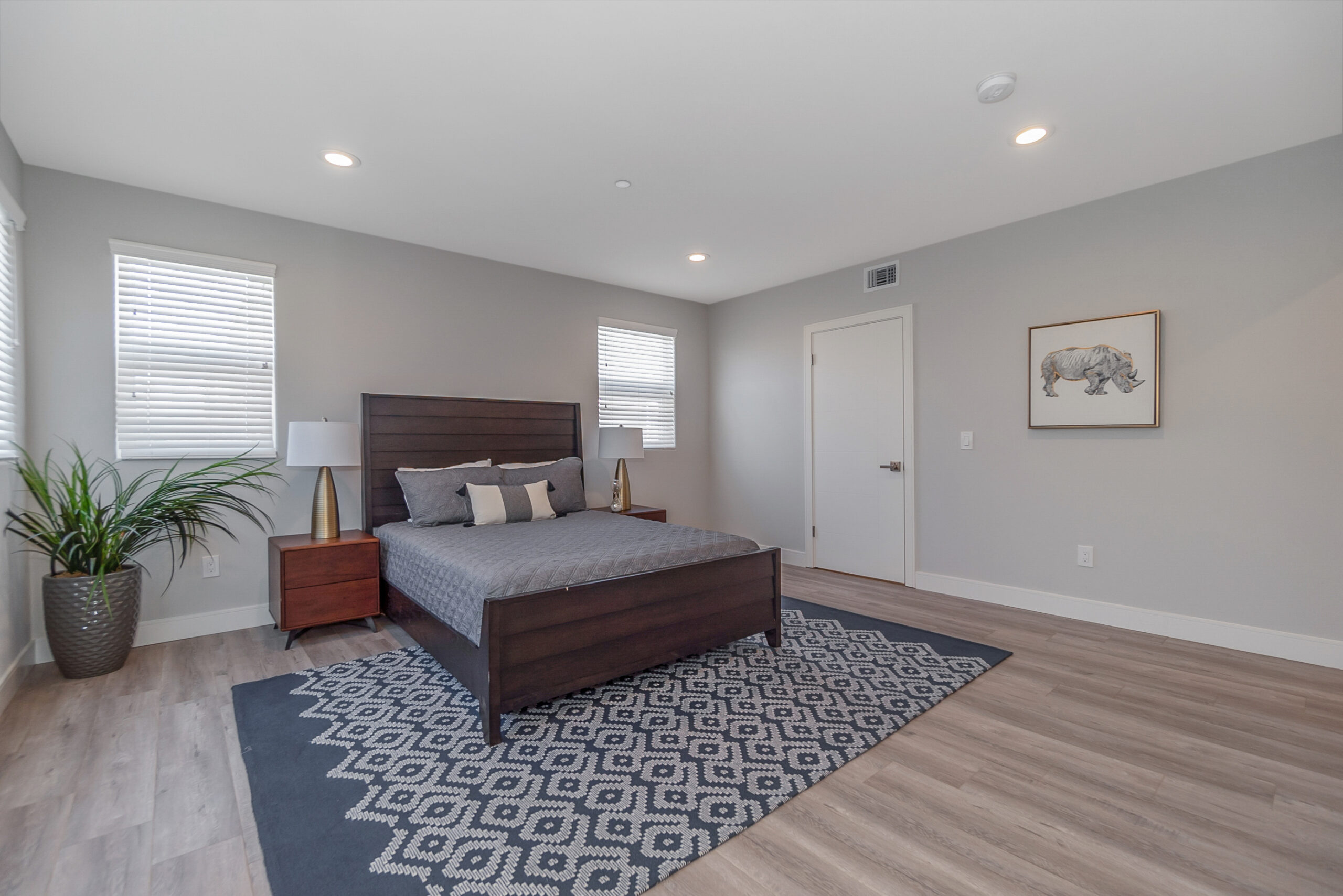 4630 Saint Elmo, Los Angeles, CA 90019