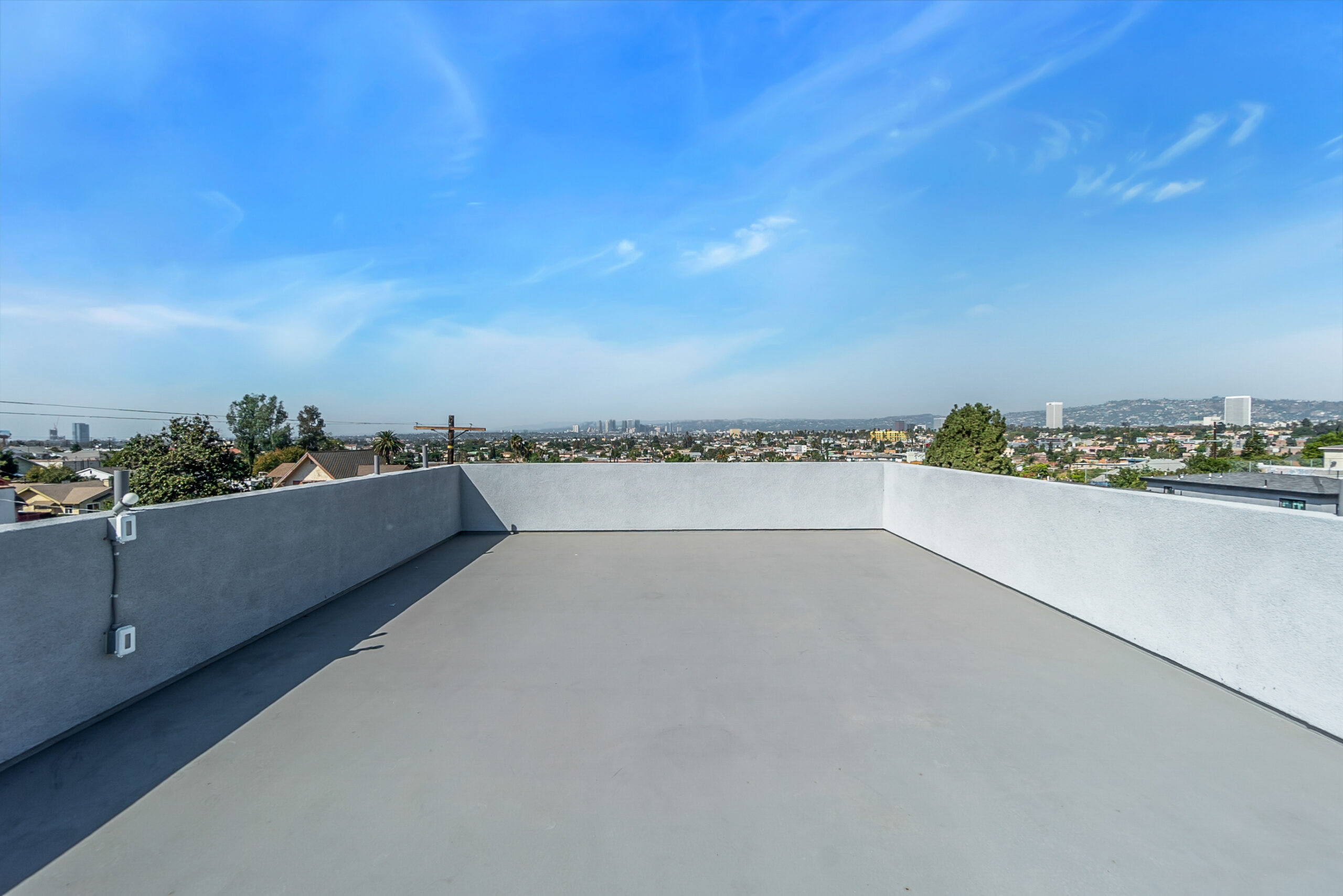 4630 Saint Elmo, Los Angeles, CA 90019