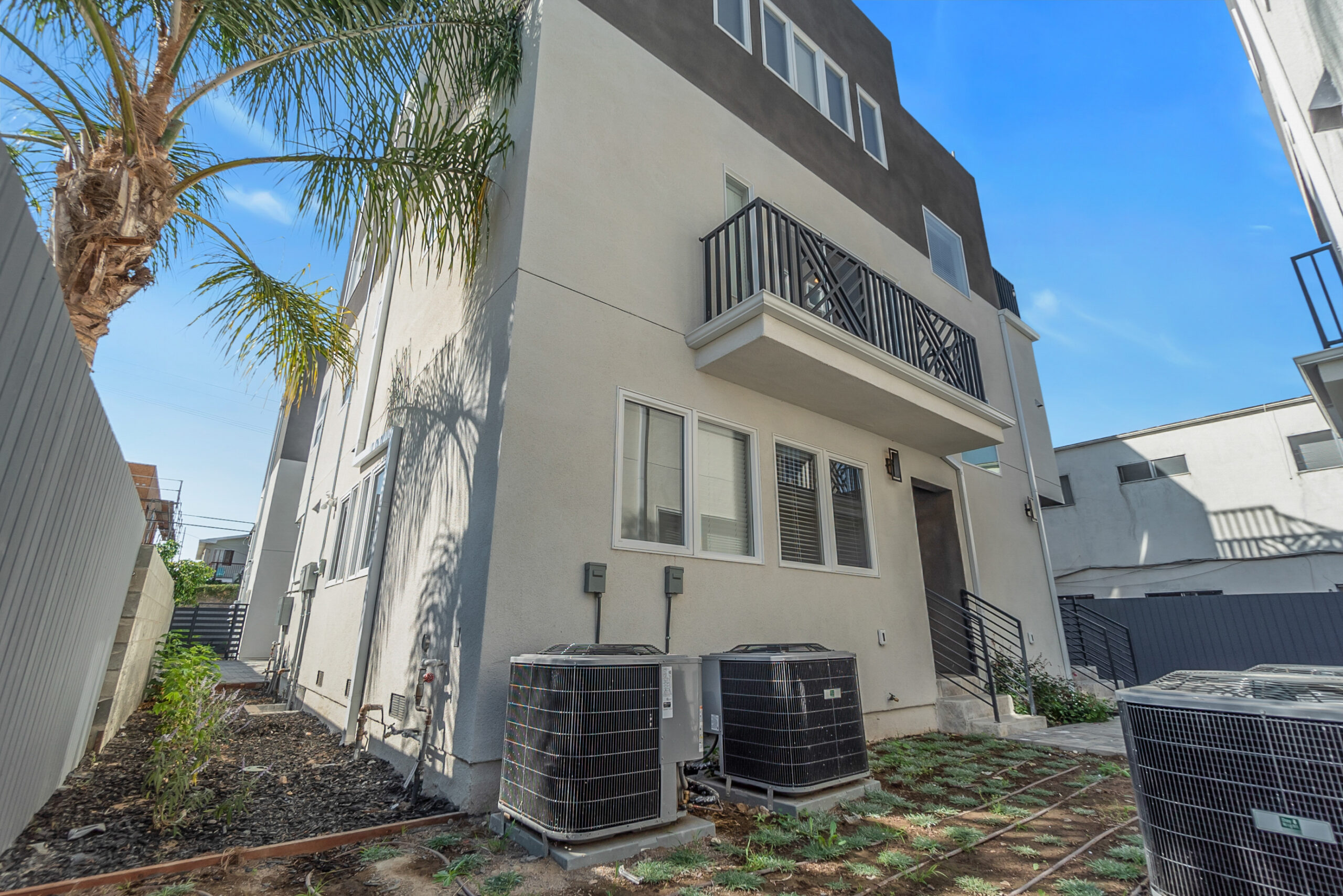1/2/4632 Saint Elmo, Los Angeles, CA 90019