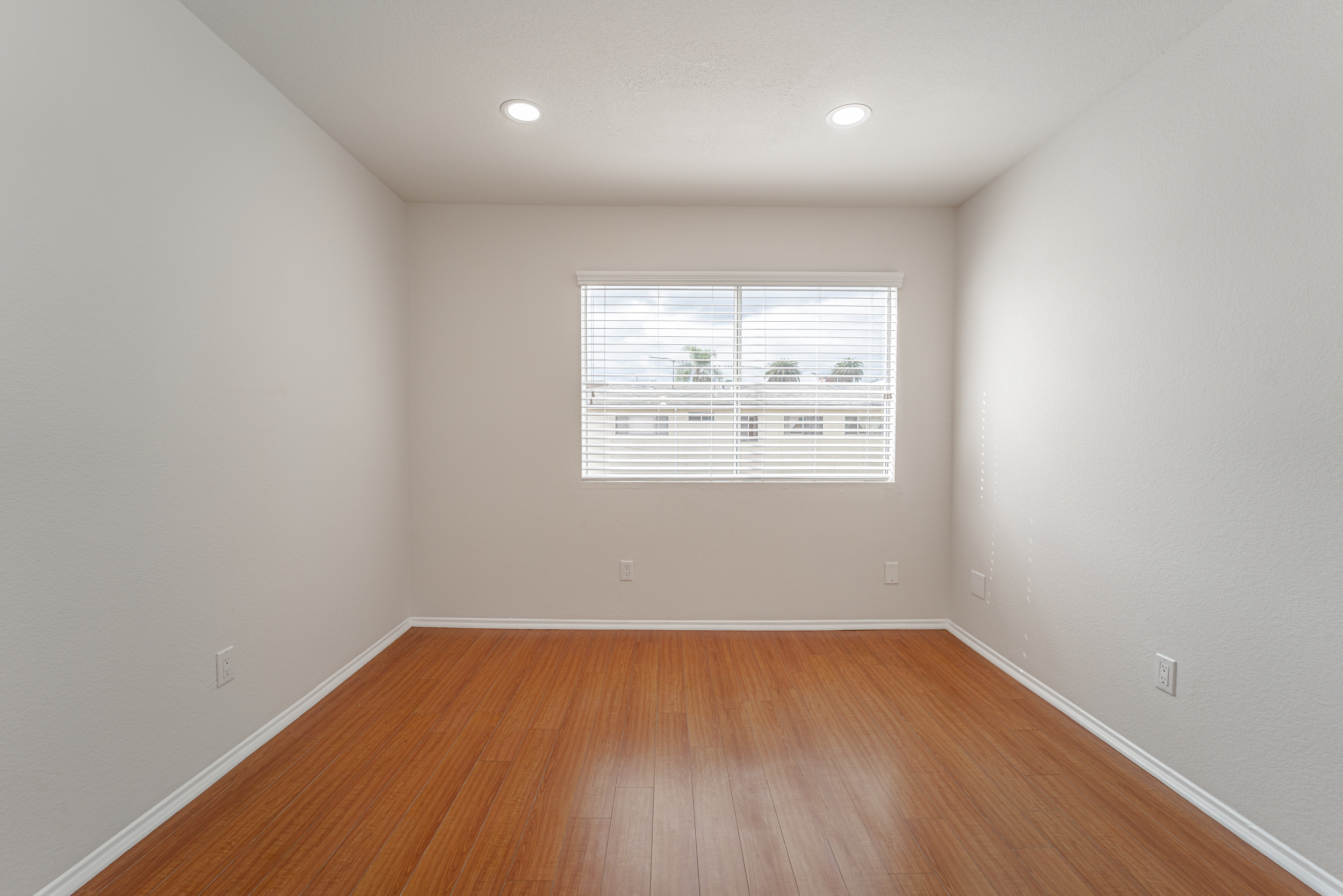 204/926 S Gramercy Dr, Los Angeles, CA 90019