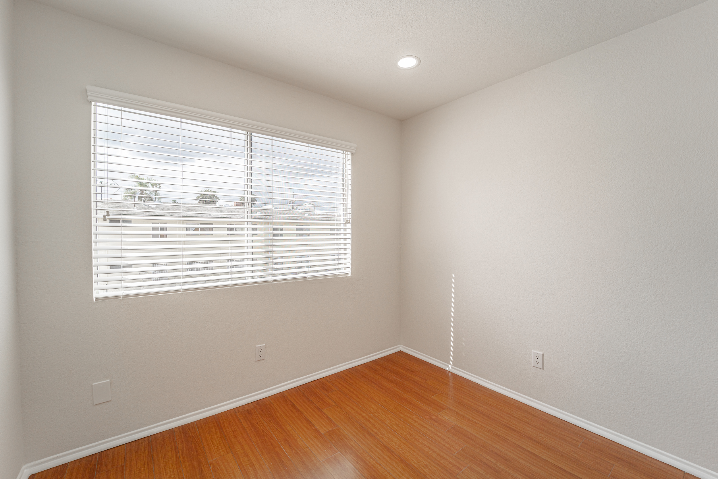 204/926 S Gramercy Dr, Los Angeles, CA 90019