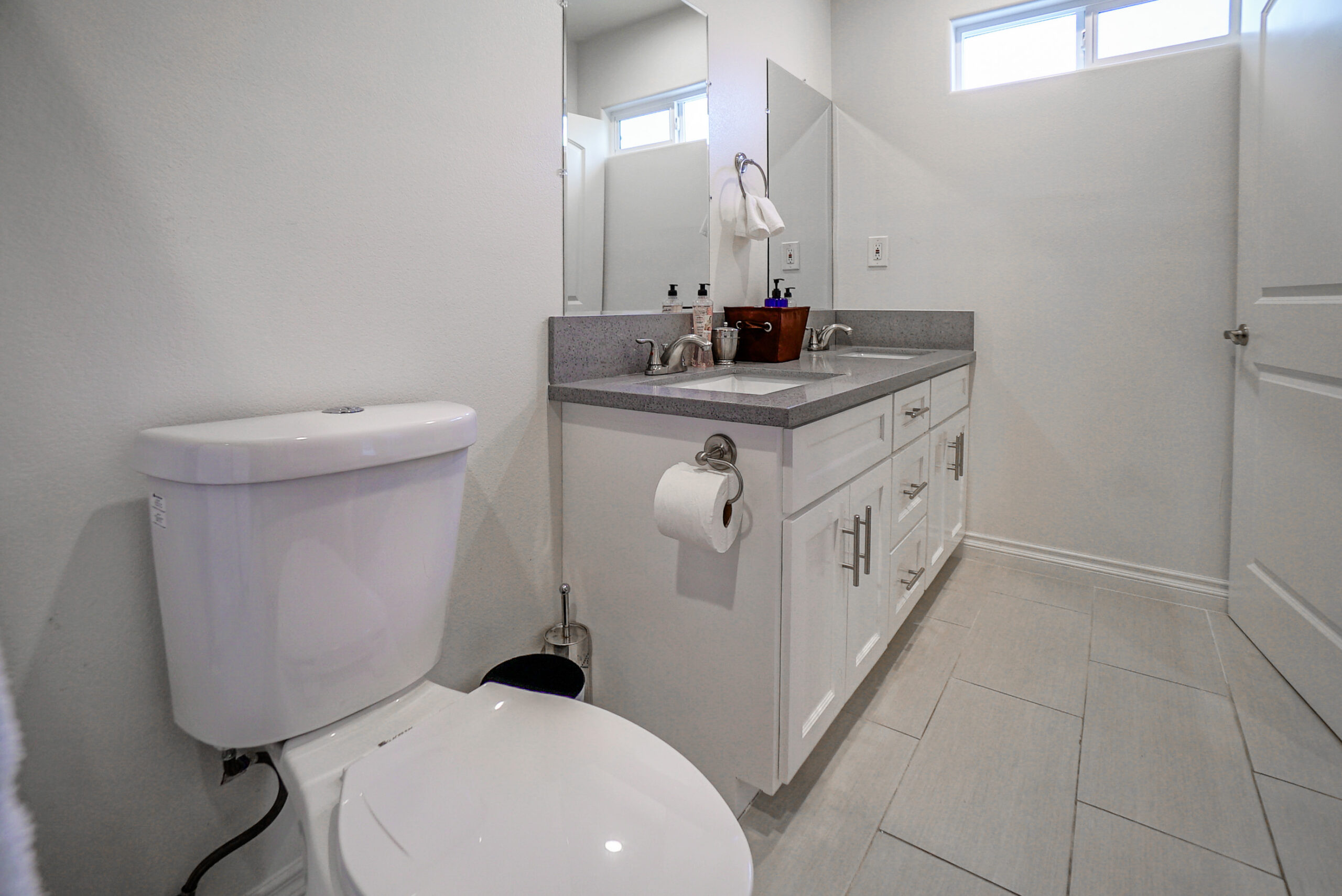 7103 1/2/7101 S La Cienaga, Los Angeles, CA 90045
