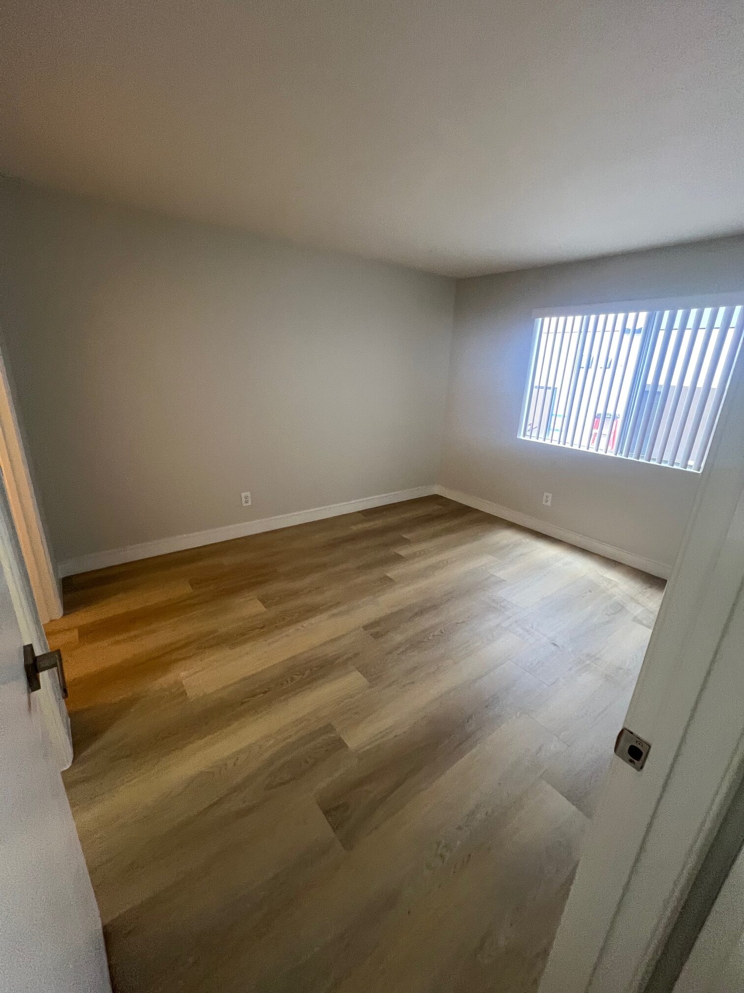 105/926 S Gramercy Dr, Los Angeles, CA 90019