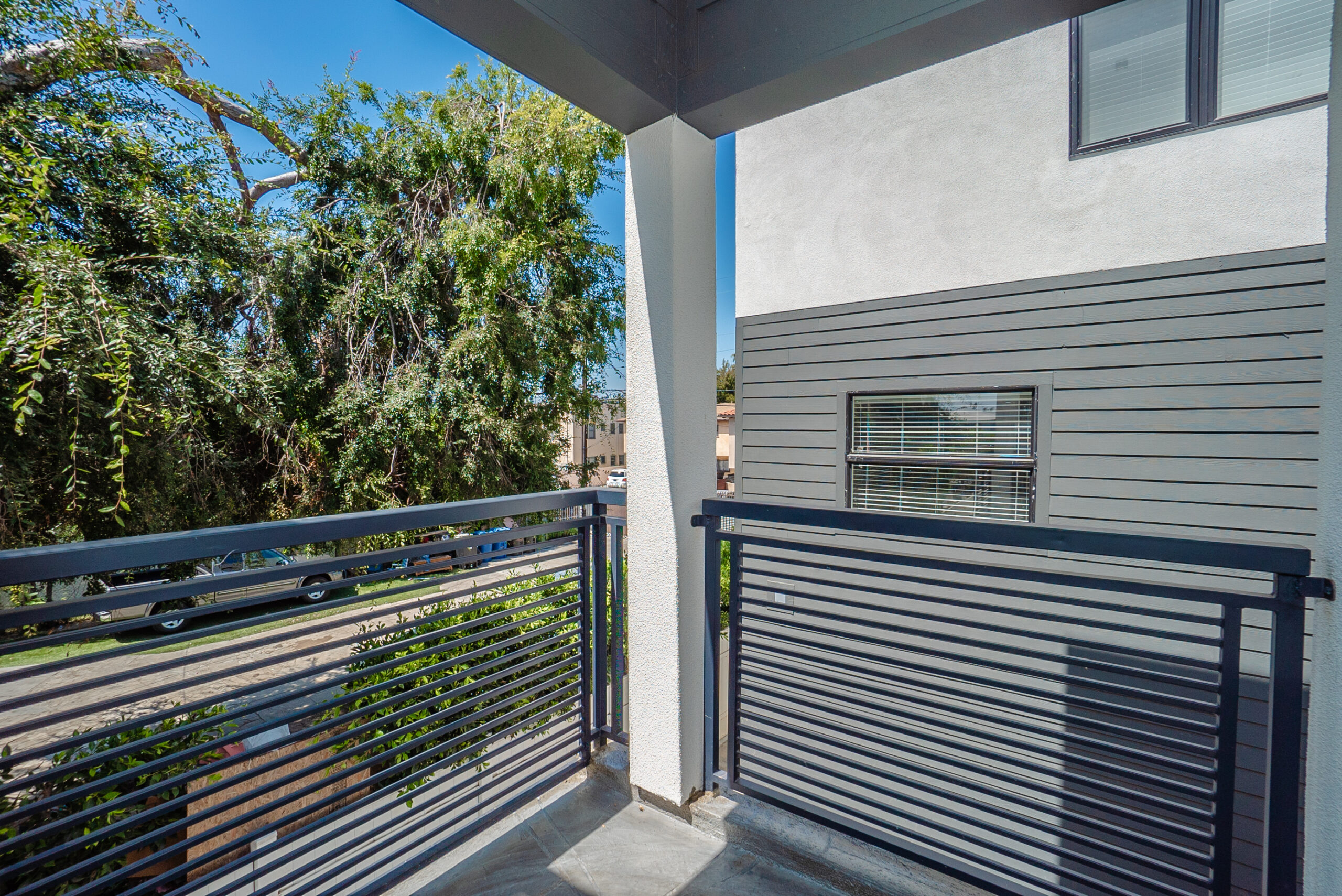 2633 1/2/La Salle, Los Angeles, CA 90018