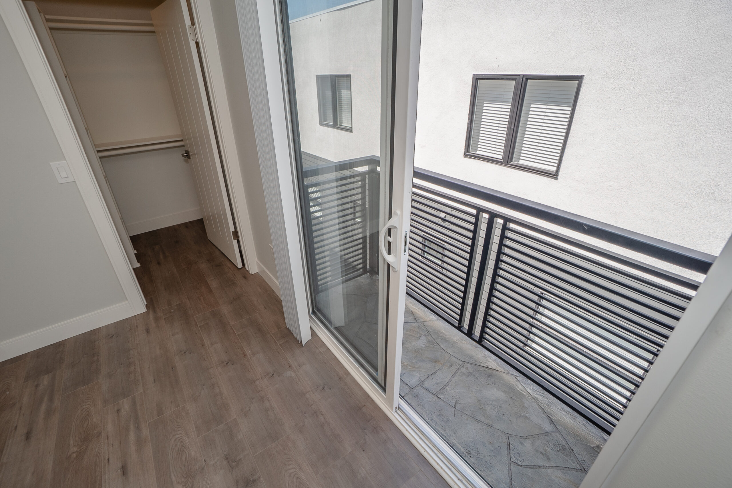 2633 1/2/La Salle, Los Angeles, CA 90018