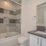 2633 1/2/La Salle, Los Angeles, CA 90018
