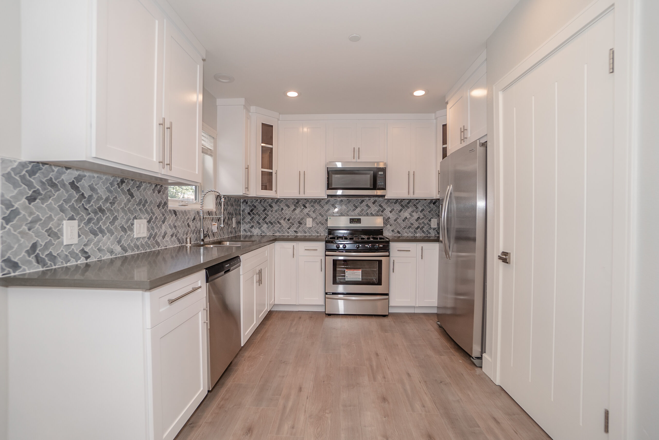 2633 1/2/La Salle, Los Angeles, CA 90018