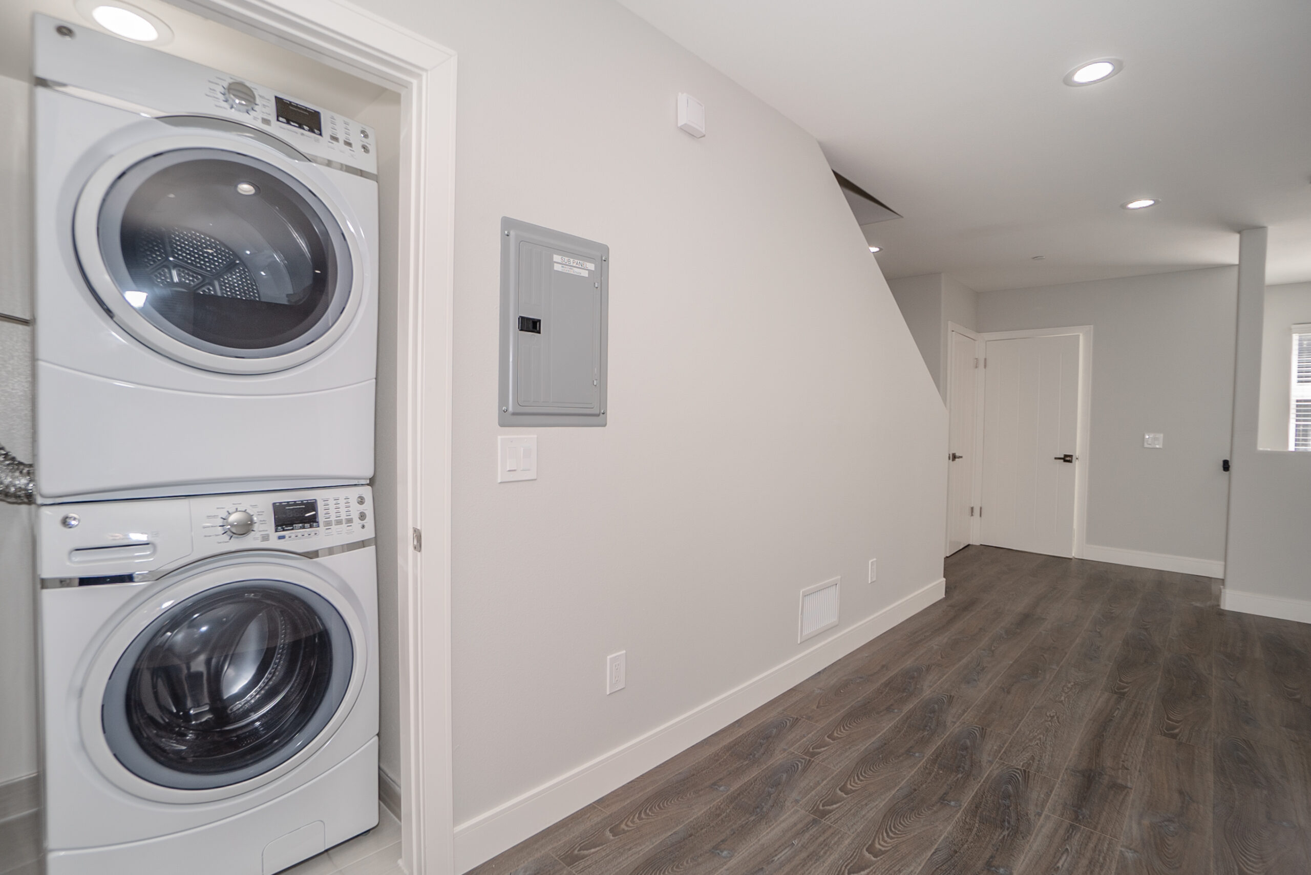 2633 1/2/S La Salle Ave, Los Angeles, CA 90018